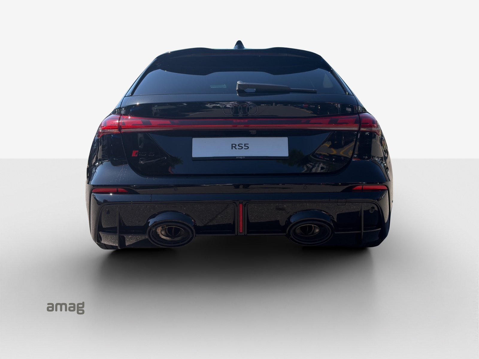AUDI RS 5 Avant TFSI 470 kW Tiptronic quattro-image-3
