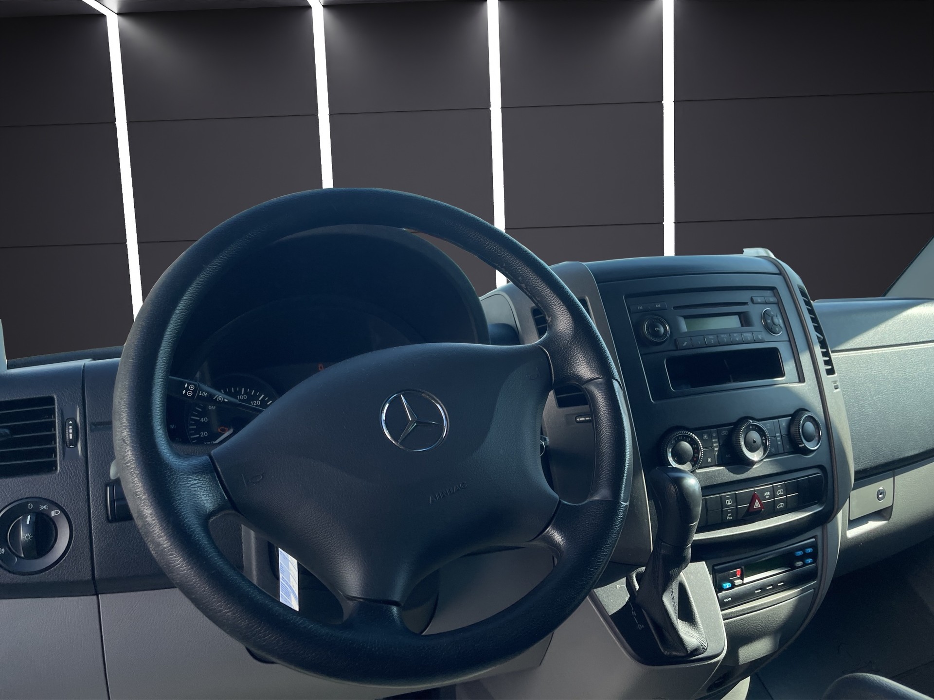MERCEDES-BENZ Sprinter 315 CDI Standard 12 Plätzer-image-15
