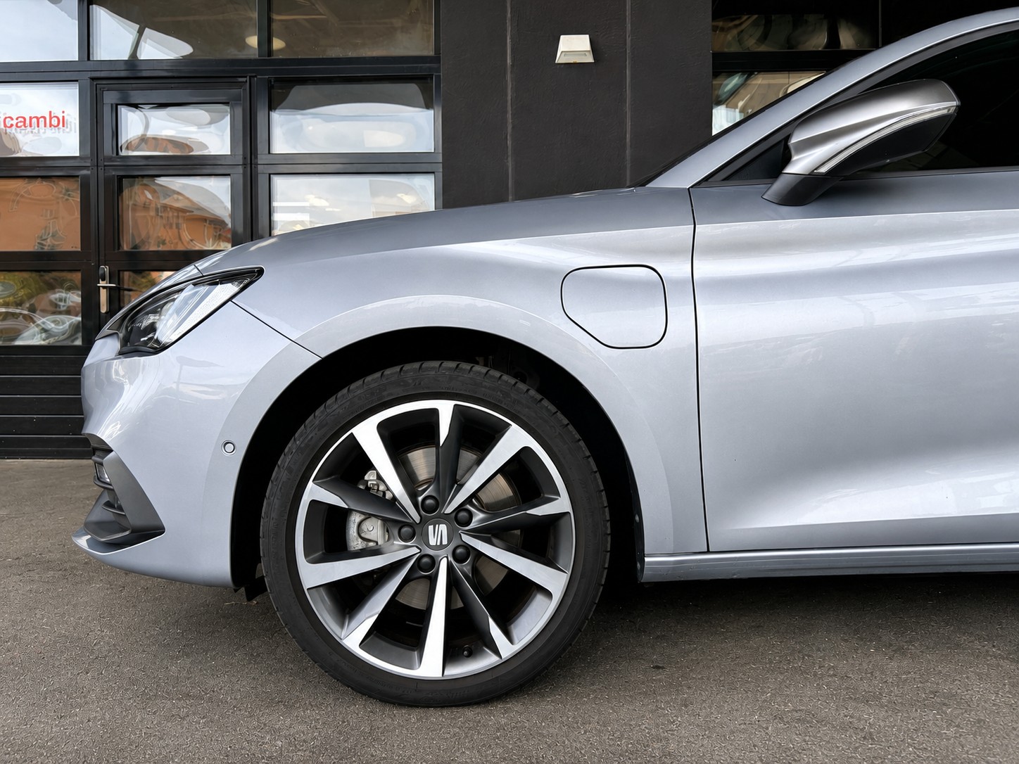 SEAT Leon 1.4 eHybrid pHEV DSG FR-image-4
