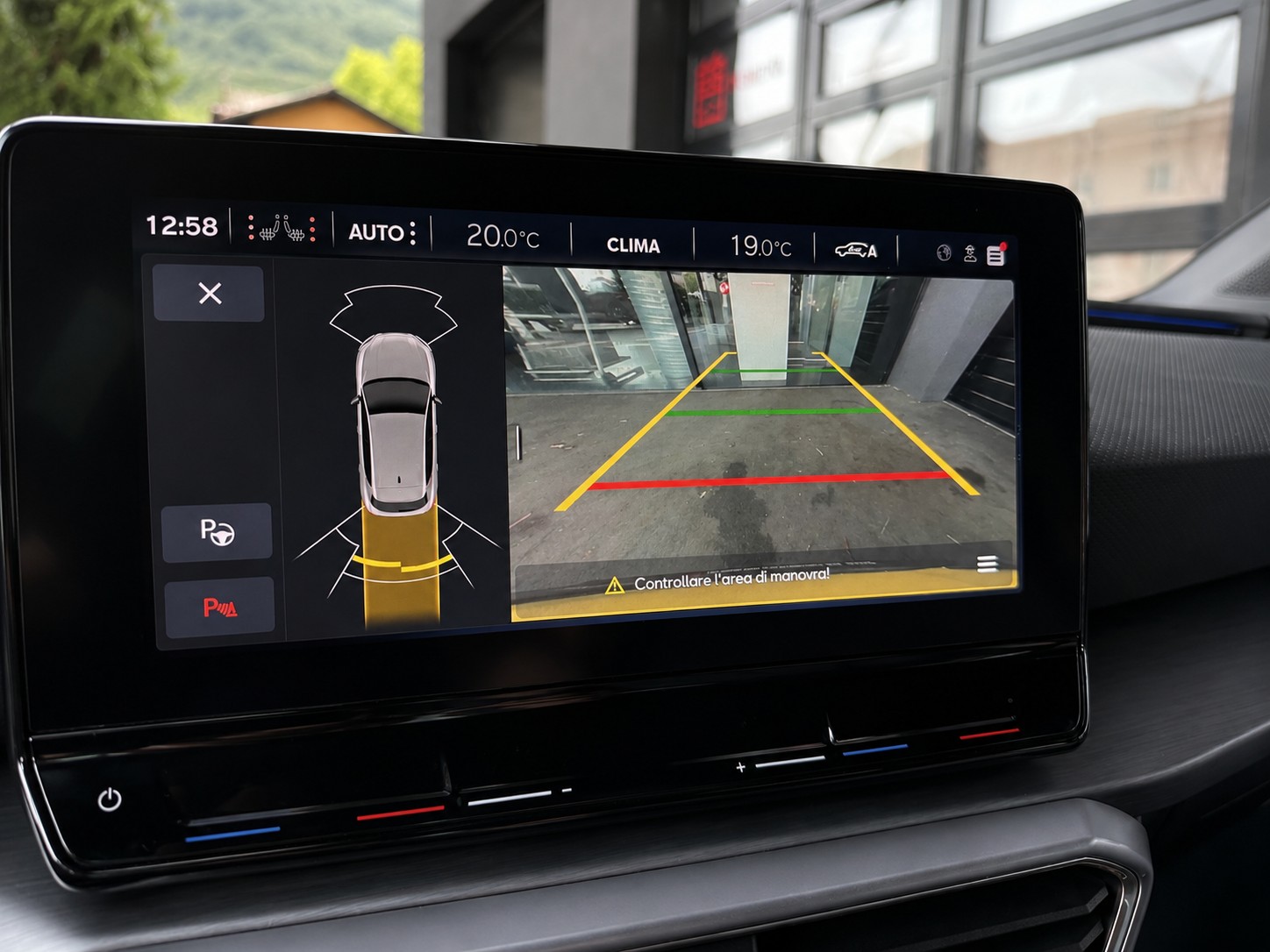 SEAT Leon 1.4 eHybrid pHEV DSG FR-image-15