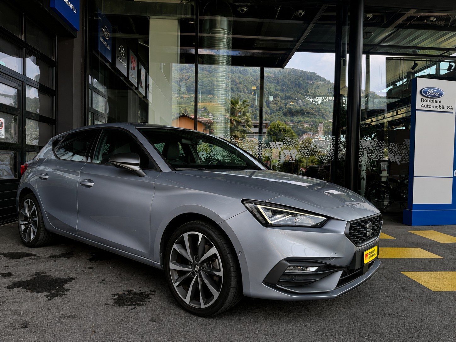 SEAT Leon 1.4 eHybrid pHEV DSG FR-image-6