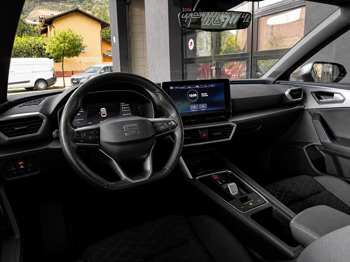 SEAT Leon 1.4 eHybrid pHEV DSG FR-image-8
