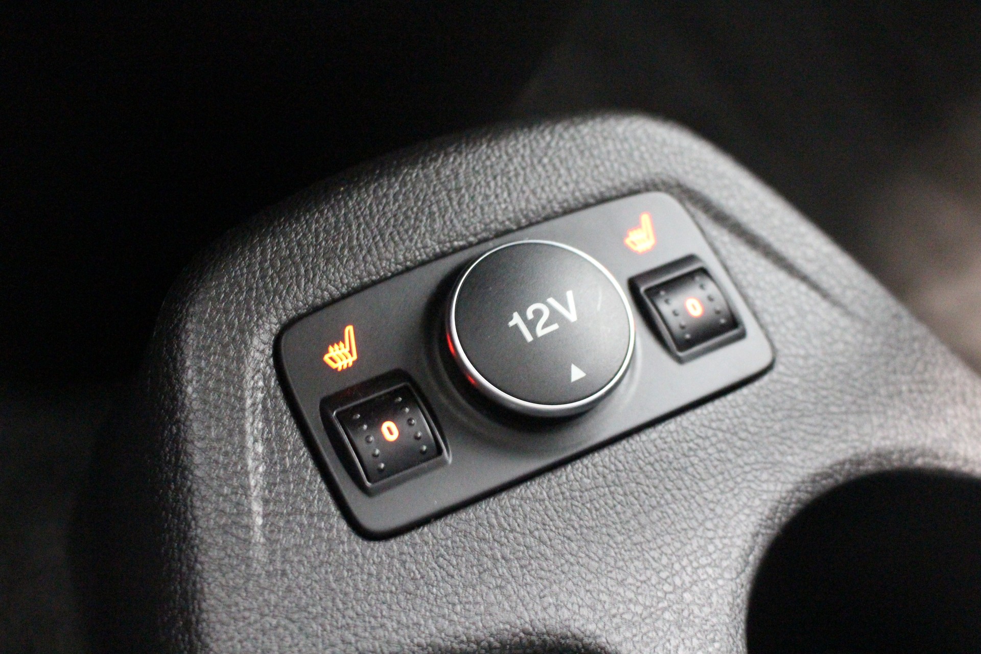 FORD Tourneo Grand Connect 1.6 EcoB 150 Trend-image-19