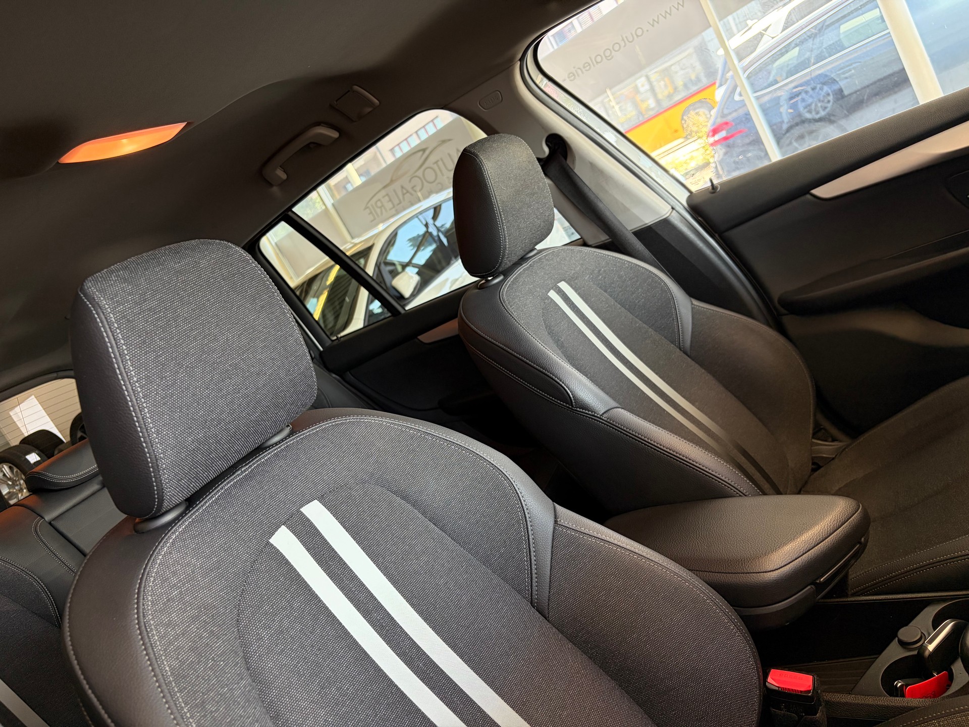 BMW 220d xDrive Gran Tourer | CH Fzg. | Driving Assistant Plus | Kamera | LED Scheinw. | HeadUp | Sportsitze |-image-33
