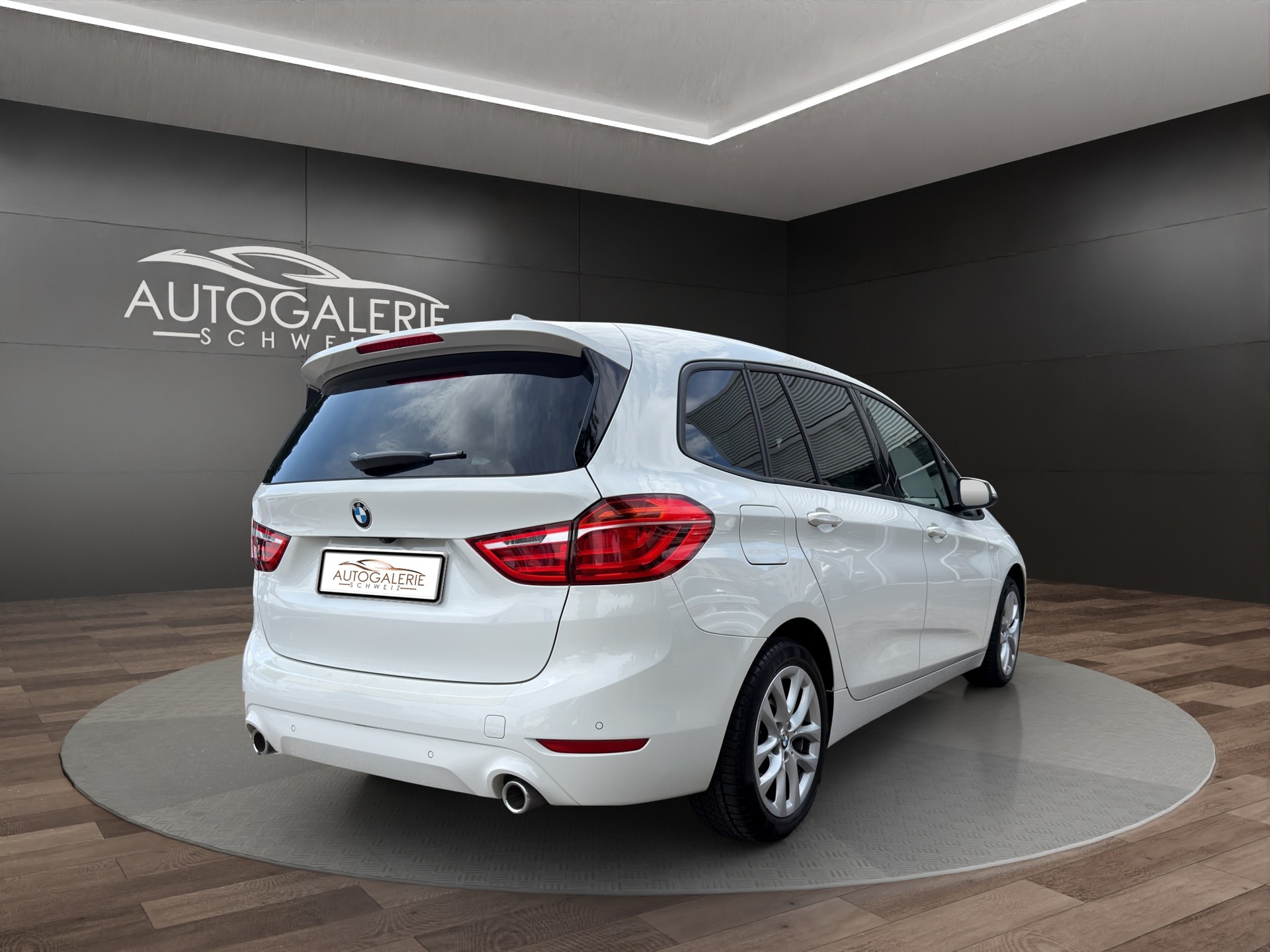 BMW 220d xDrive Gran Tourer | CH Fzg. | Driving Assistant Plus | Kamera | LED Scheinw. | HeadUp | Sportsitze |-image-5