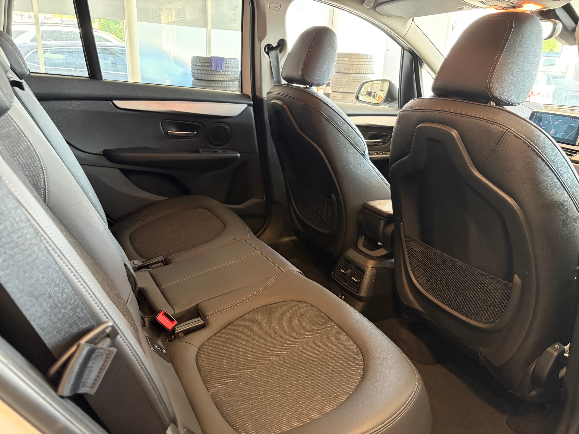 BMW 220d xDrive Gran Tourer | CH Fzg. | Driving Assistant Plus | Kamera | LED Scheinw. | HeadUp | Sportsitze |-image-31