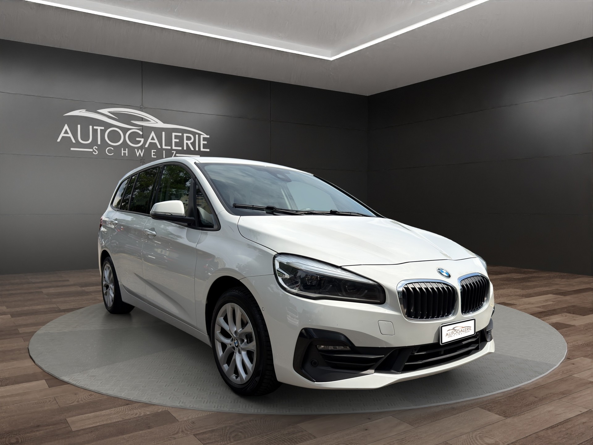 BMW 220d xDrive Gran Tourer | CH Fzg. | Driving Assistant Plus | Kamera | LED Scheinw. | HeadUp | Sportsitze |-image-7