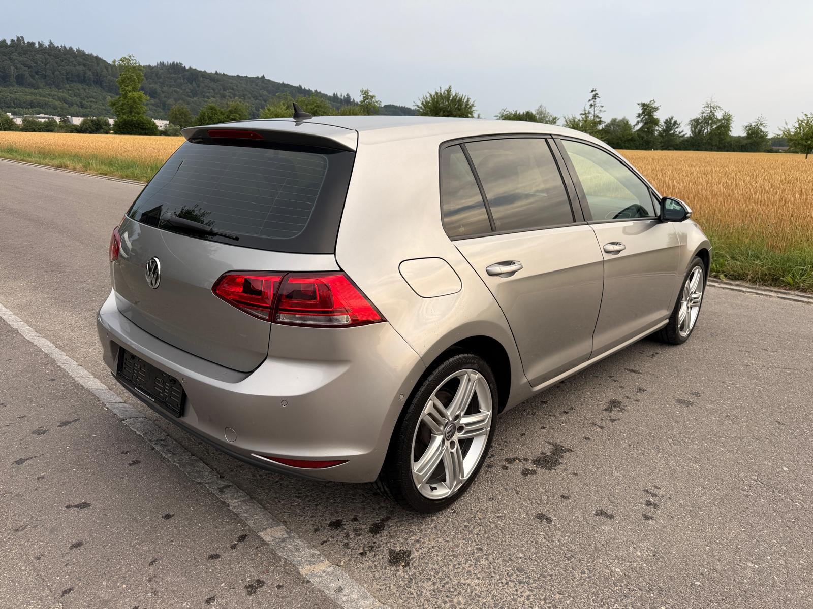 VW Golf 1.4 TSI Highline-image-5