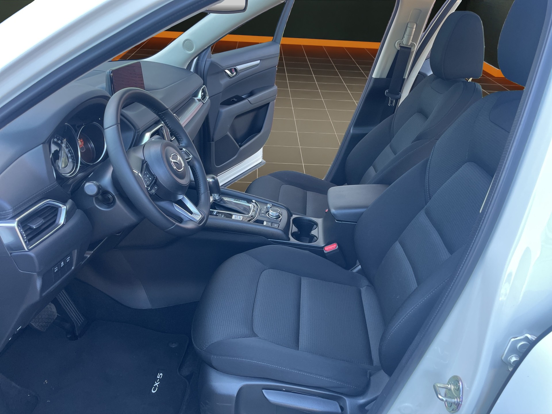 MAZDA CX-5 e-Skyactiv-G 165 Center-line FWD Automat-image-9