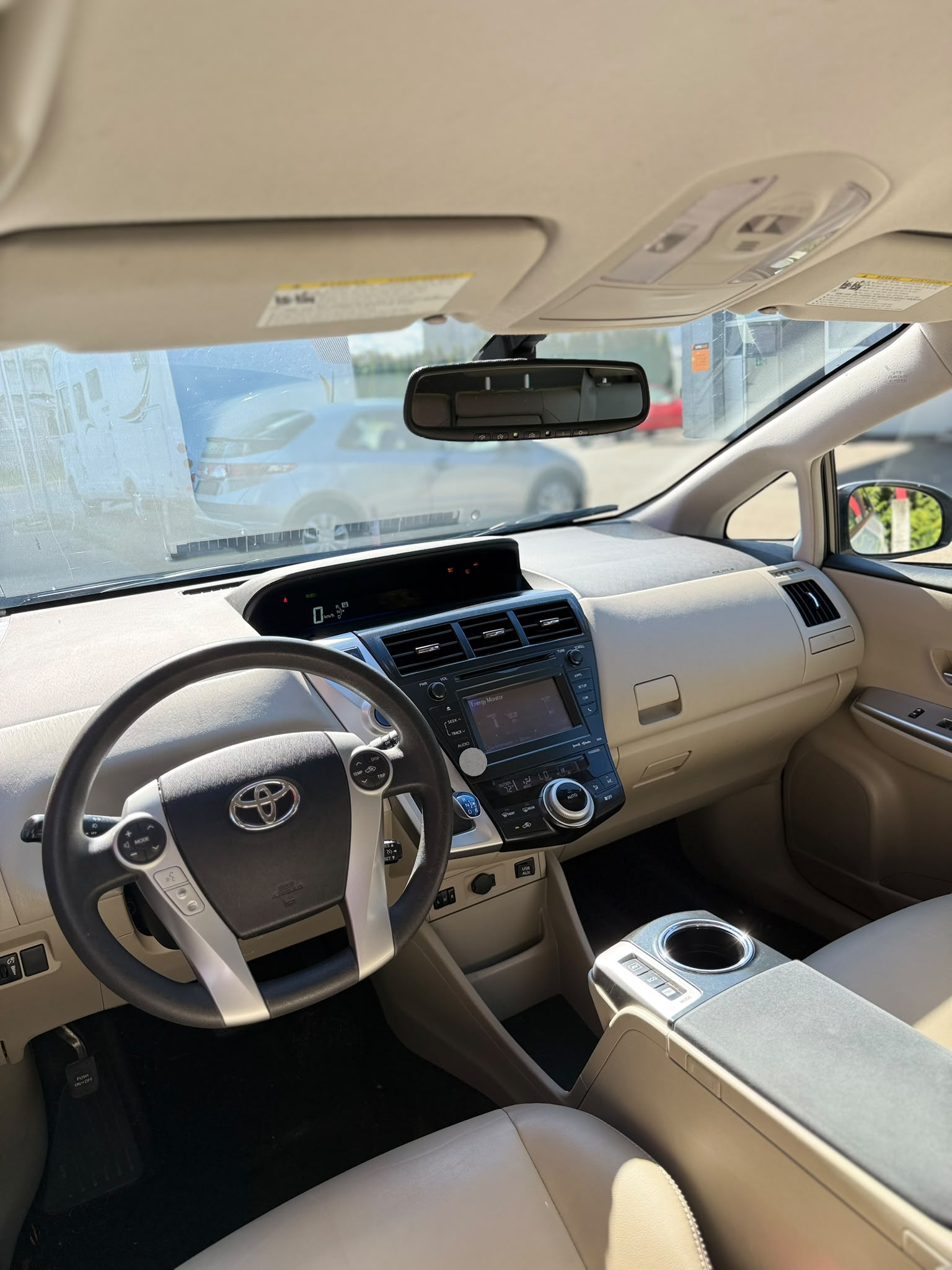 TOYOTA Prius+ sol premium-image-3