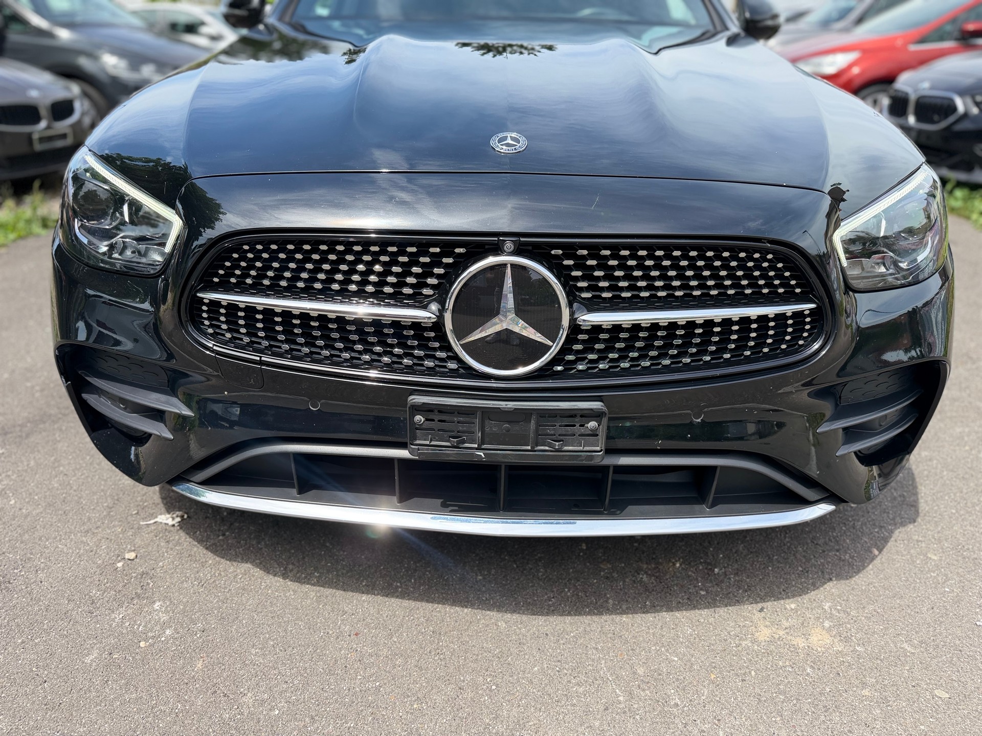 MERCEDES-BENZ E 300 de T 4Matic AMG Line 9G-Tronic-image-6