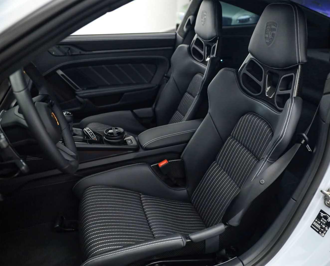 PORSCHE 911 S/T Sondermodell "1 of 1.963"-image-5