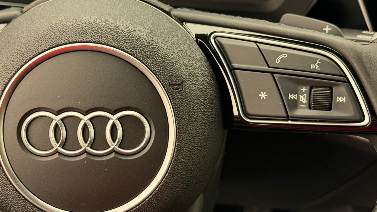 AUDI A3 Sportback TFSI 110 kW S line S tronic-image-9