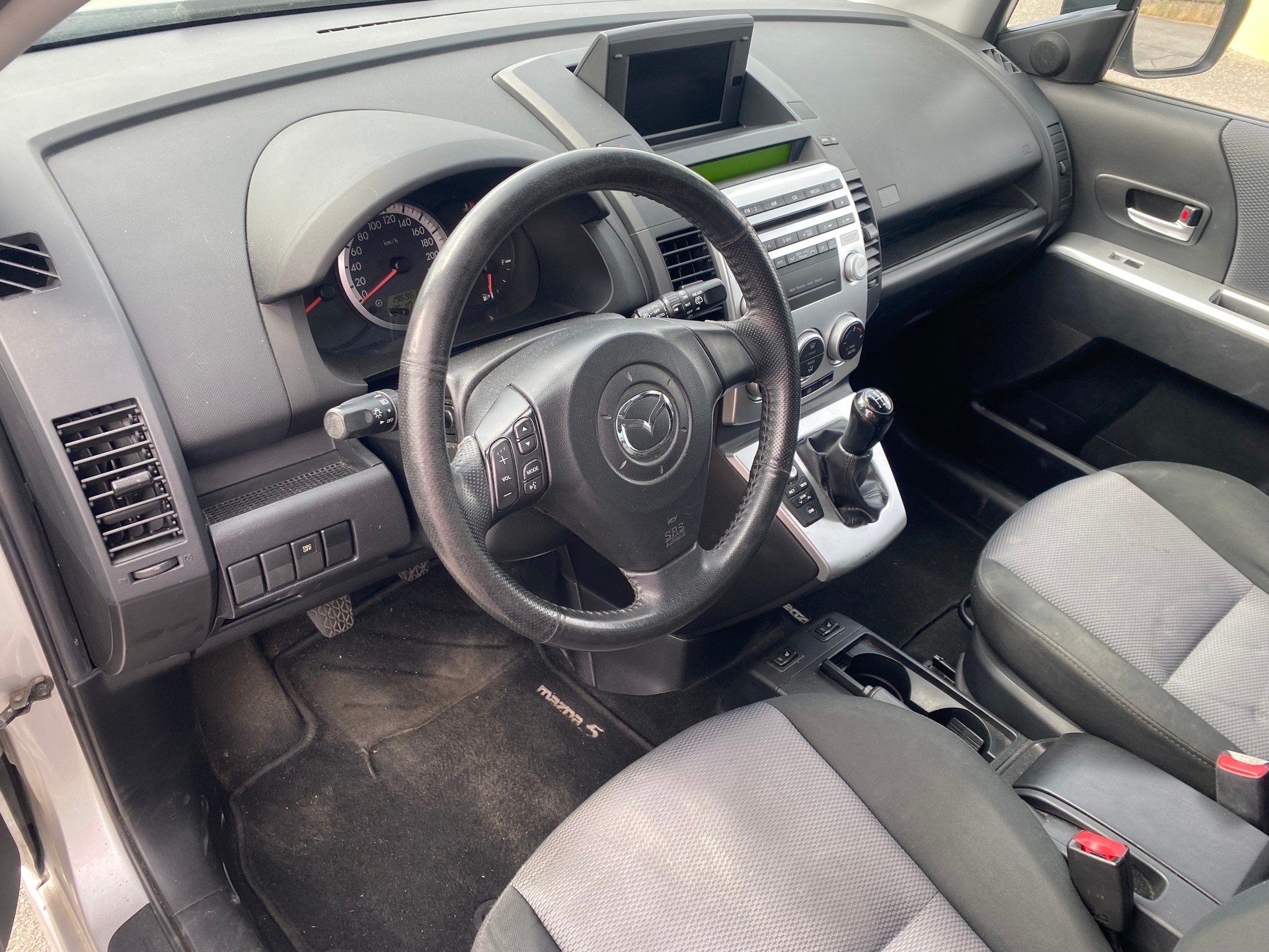 MAZDA 5 2.0 16V Confort-image-4