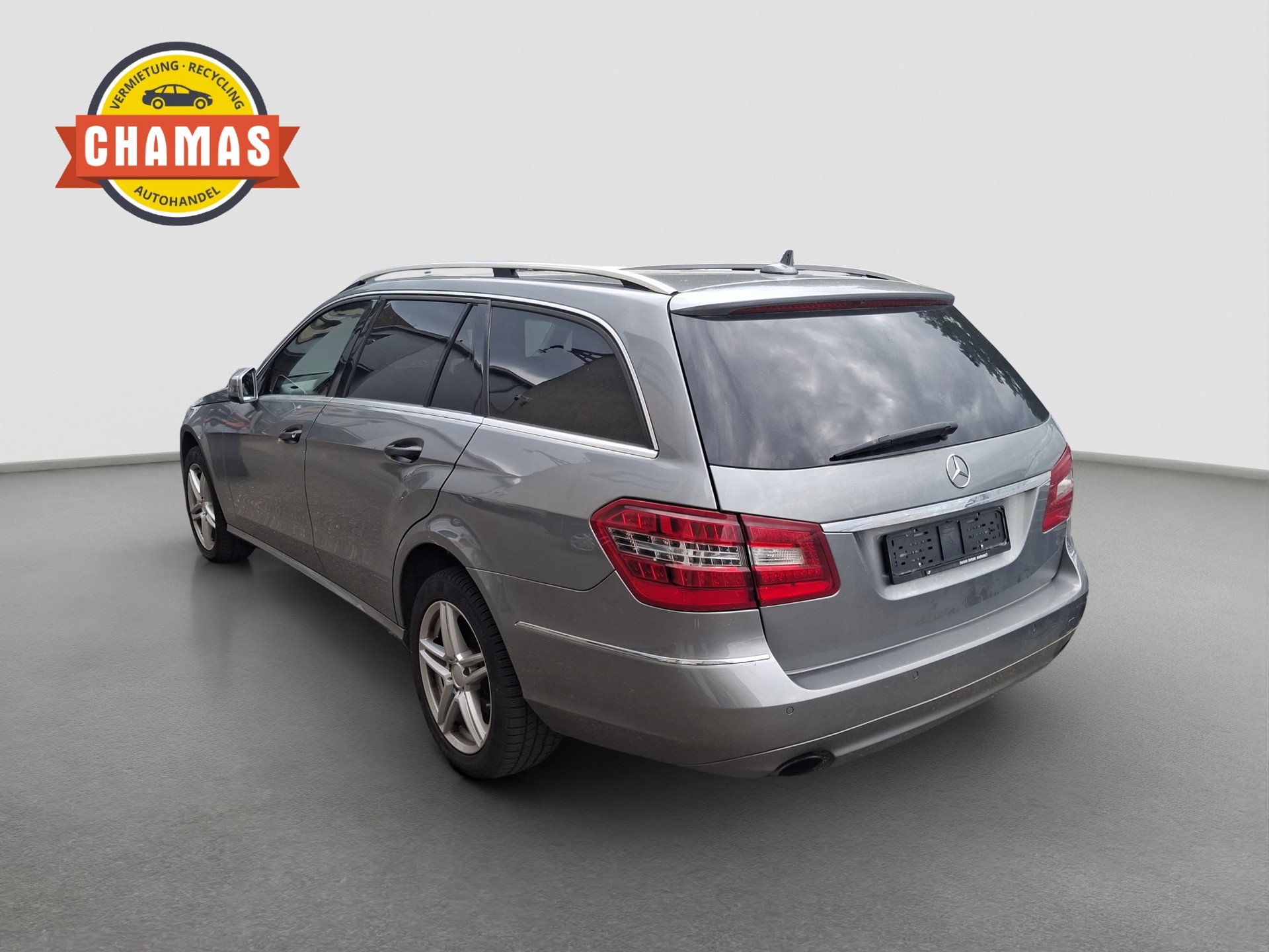 MERCEDES-BENZ E 350 CDI BlueEfficiency 4Matic 7G-Tronic-image-4