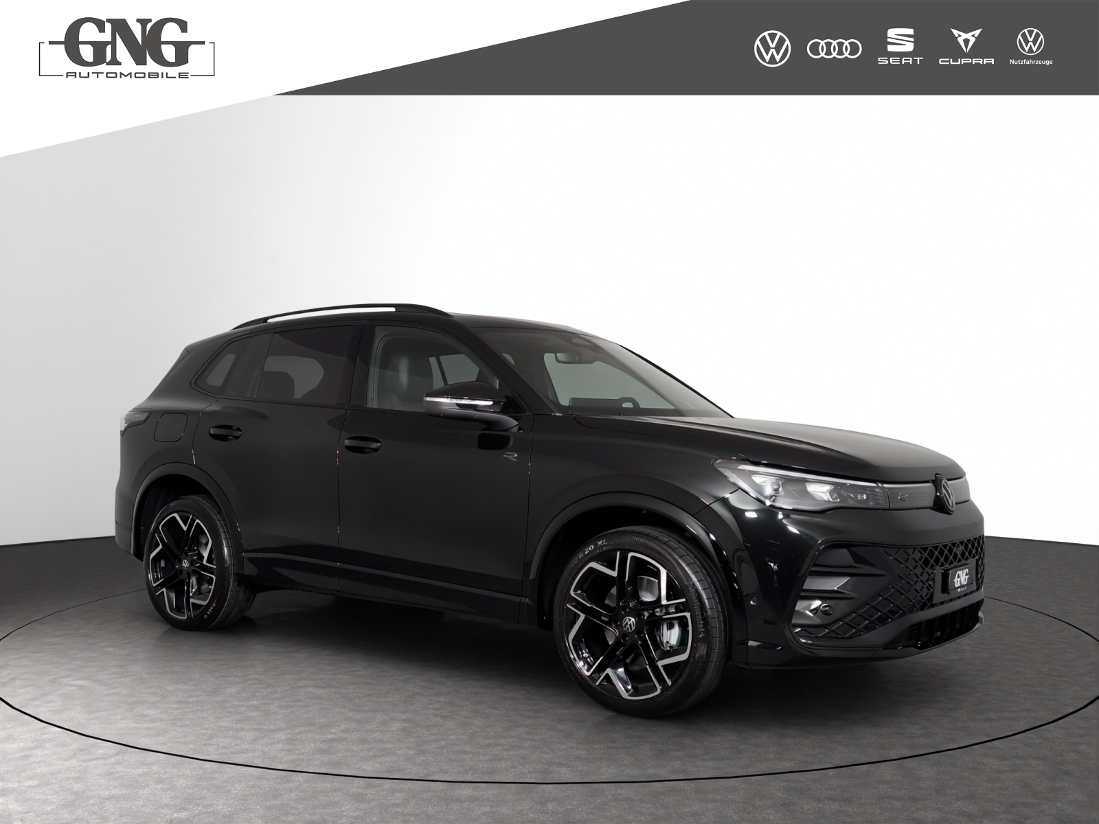 VW Tiguan 2.0 TSI DSG R-Line Plus 4Motion-showroom-element-3