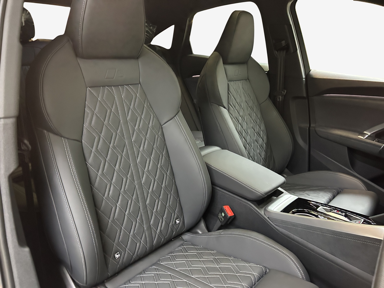 AUDI SQ5 Sportback TFSI quattro S-tronic-image-14