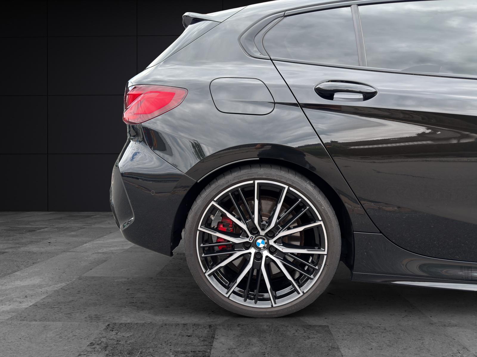 BMW M135i xDrive-image-19