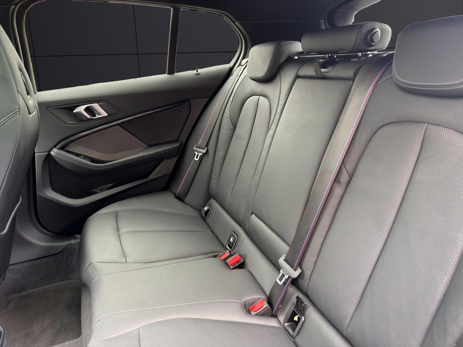 BMW M135i xDrive-image-13