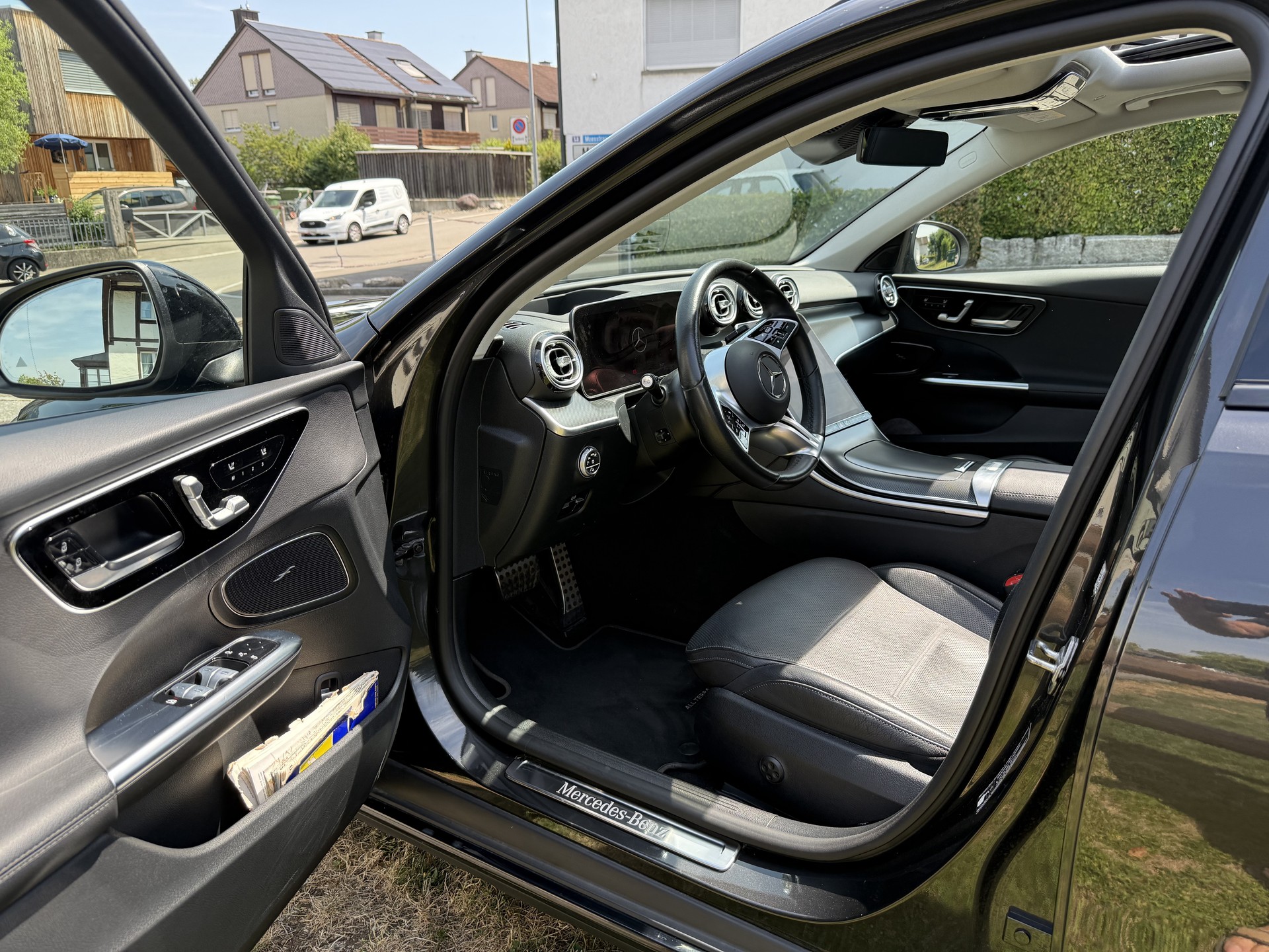 MERCEDES-BENZ C 220 d 4matic ALL-Terrain Avantgarde-image-2