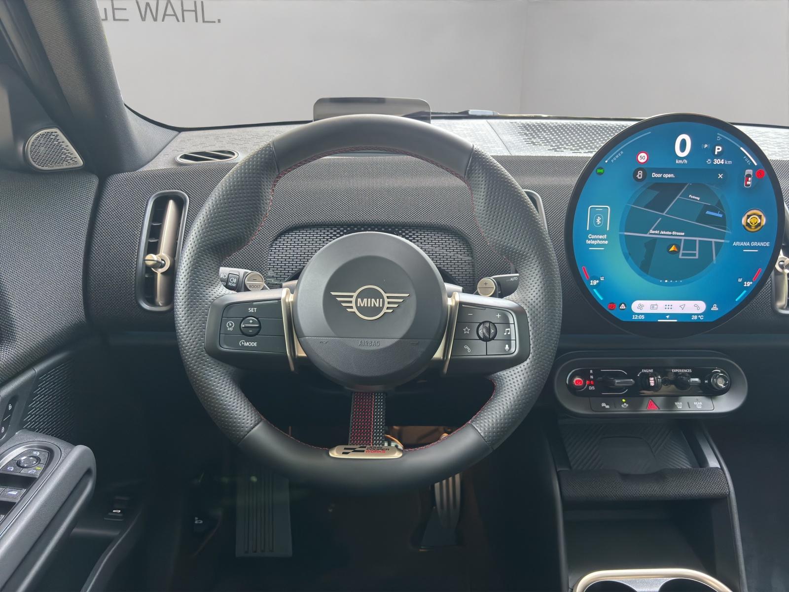 MINI Countryman U25 2.0i John Cooper Works ALL4-image-5