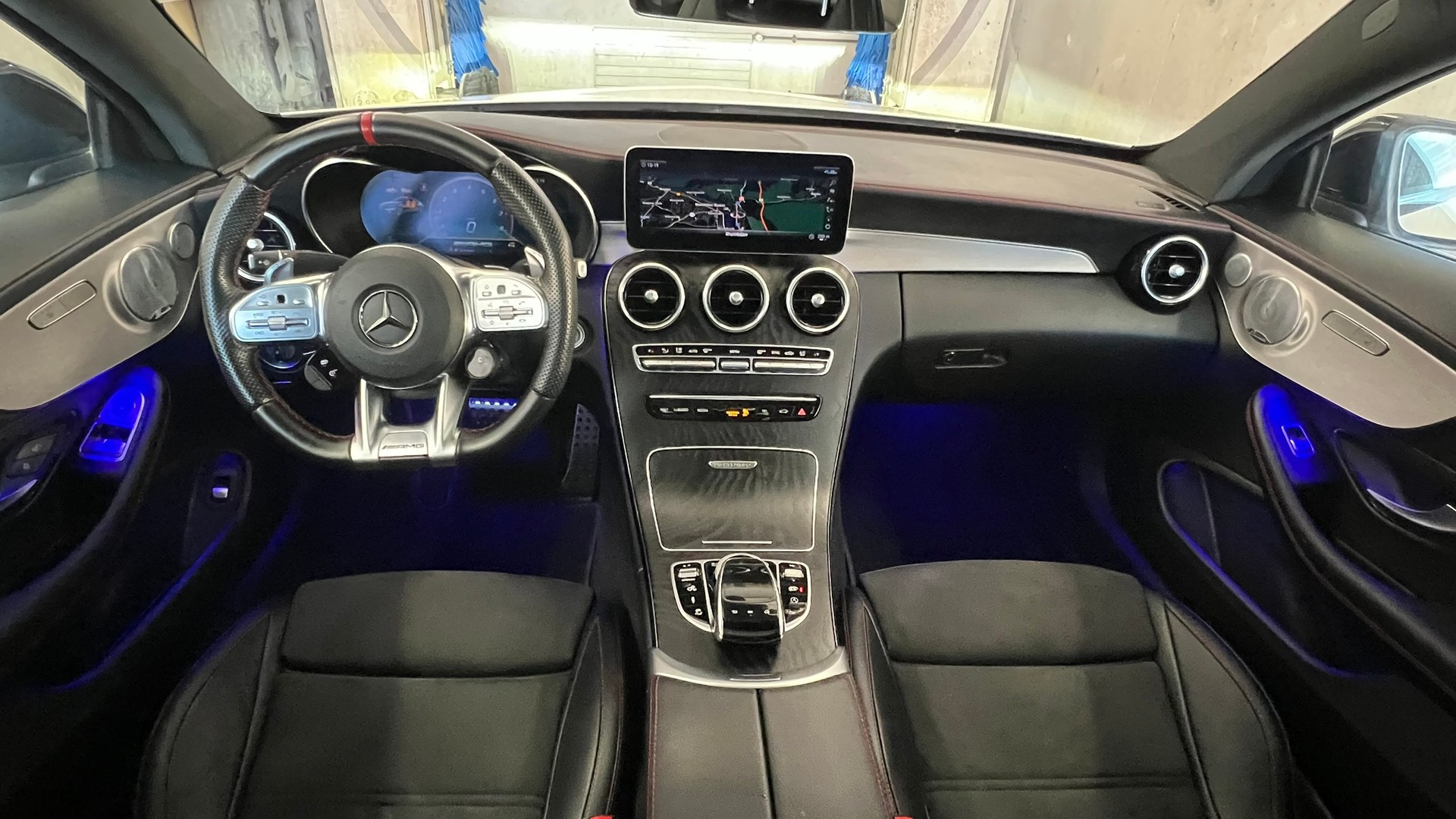 MERCEDES-BENZ C 43 AMG PREMIUM + NIGHT EDITION 4MATIC 9G-TRONIC l 390 PS-image-16