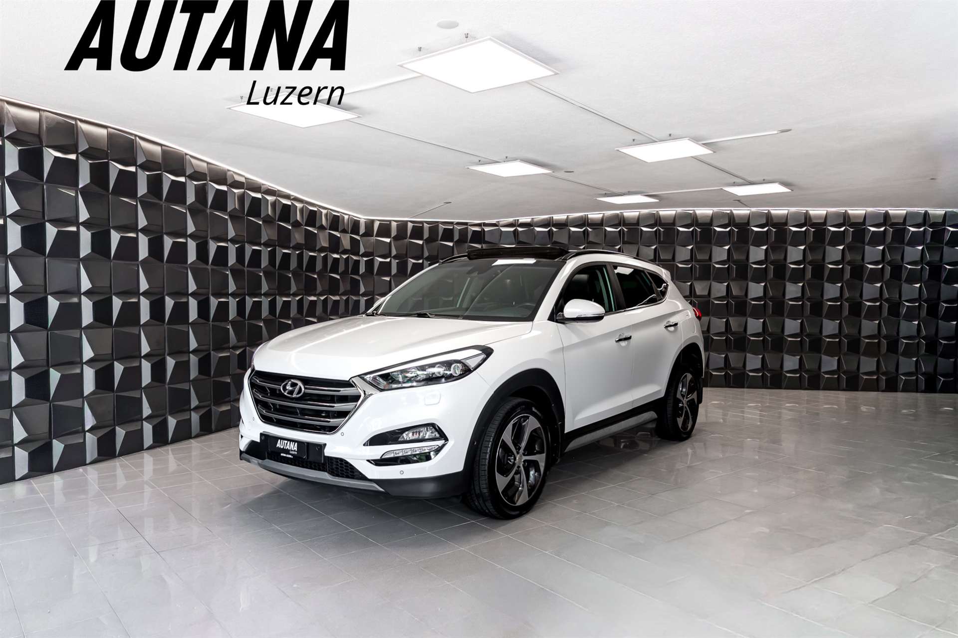 HYUNDAI Tucson 1.6 TGDI Vertex 4WD Automatic-image-0