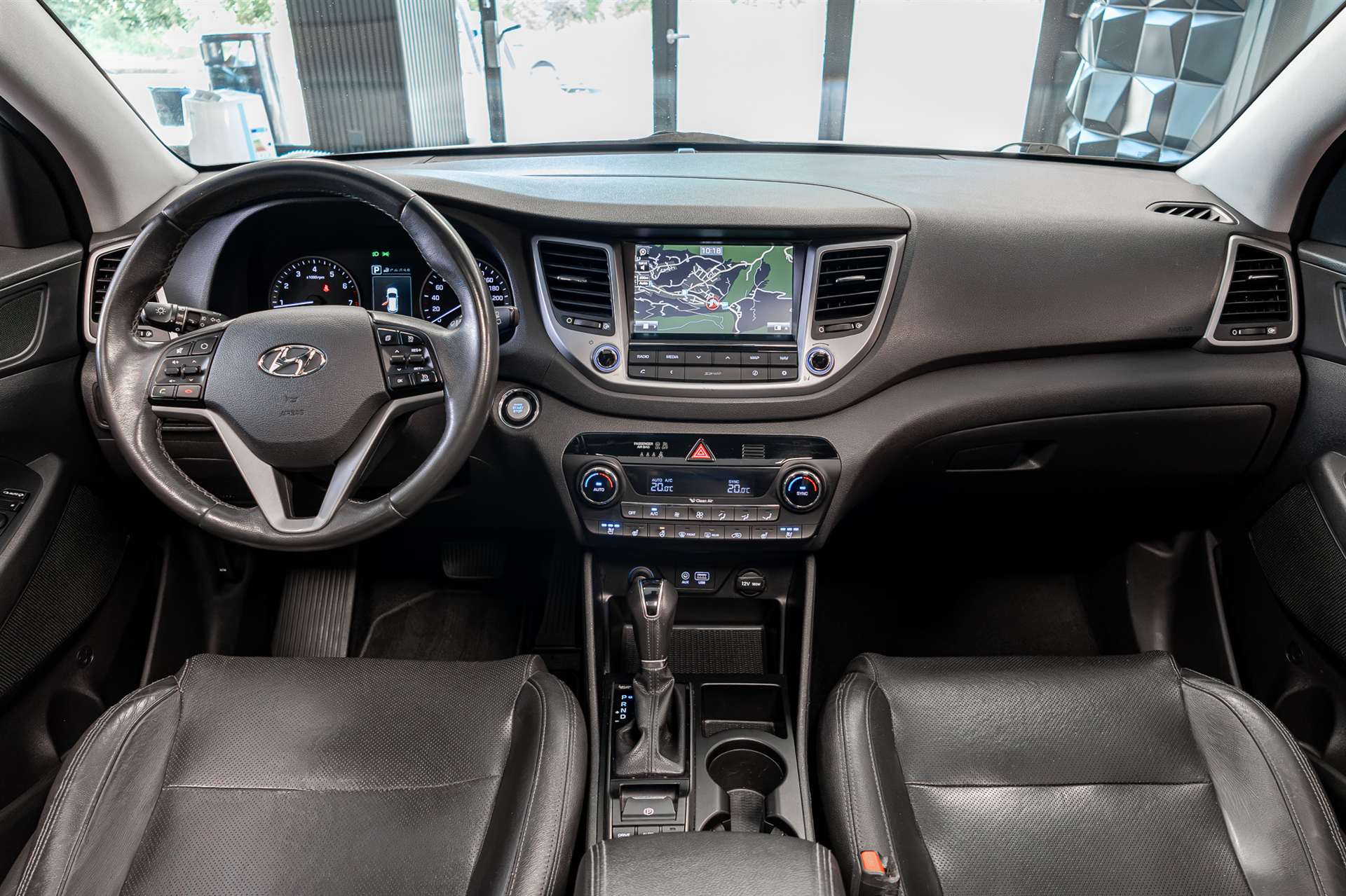 HYUNDAI Tucson 1.6 TGDI Vertex 4WD Automatic-image-6