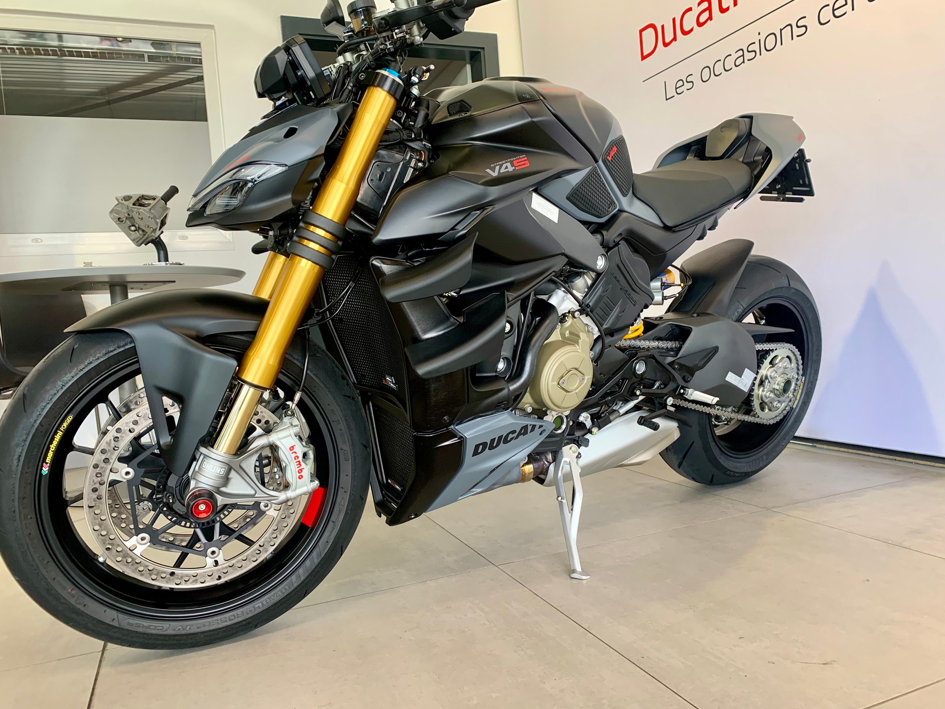 DUCATI Streetfighter V4 S-image-6