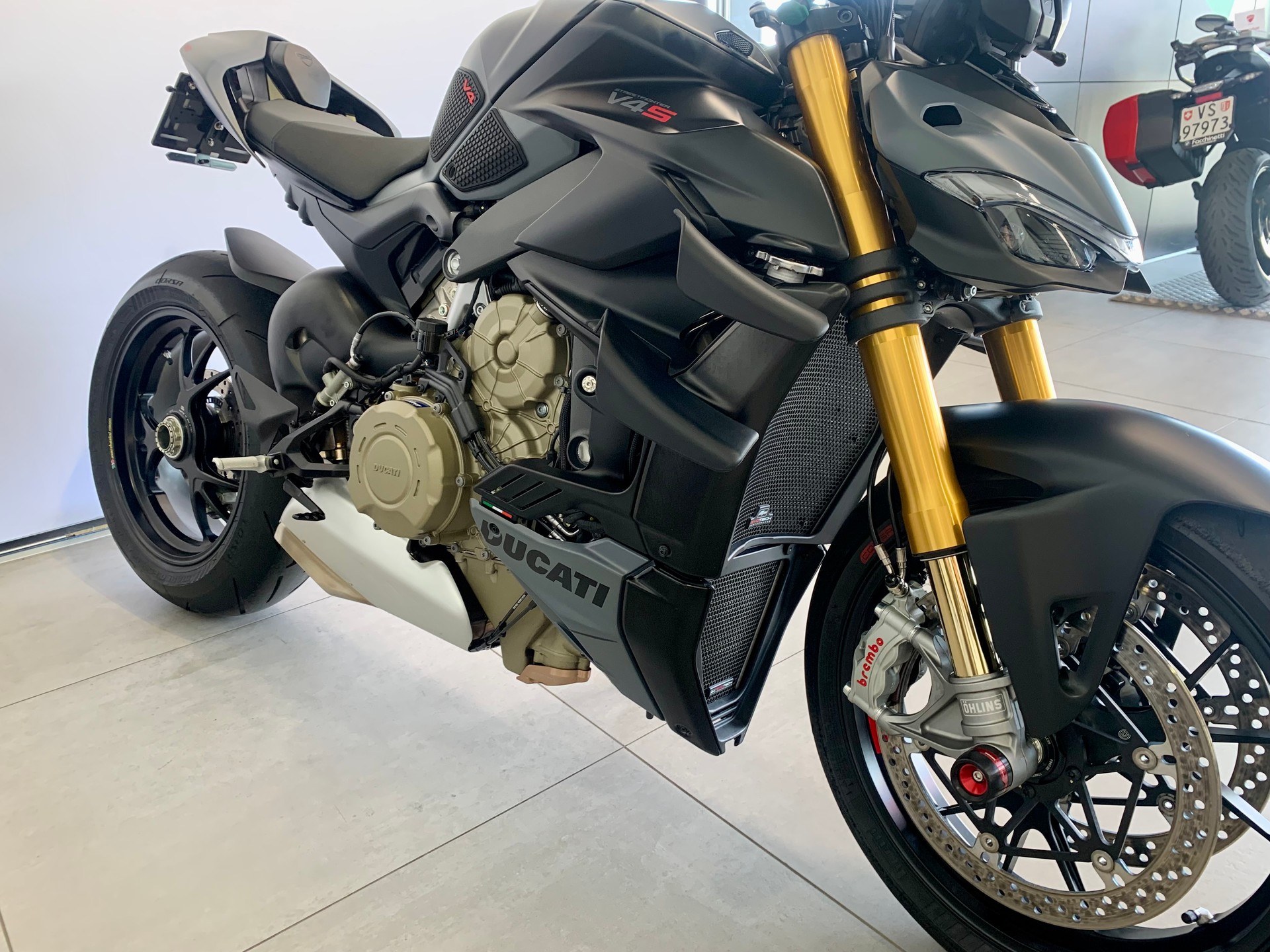 DUCATI Streetfighter V4 S-image-5