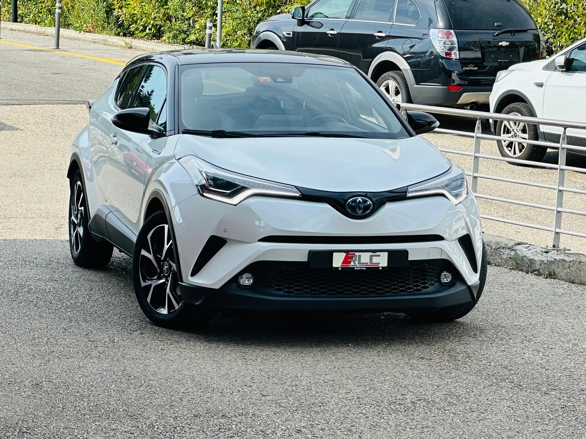 TOYOTA C-HR 1.8 HSD CVT Trend-image-5