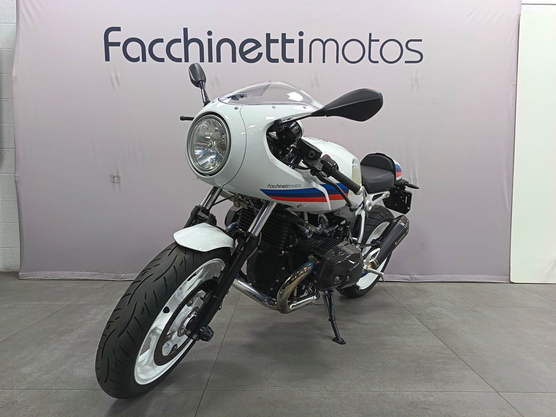 BMW R nineT Racer-showroom-element-2