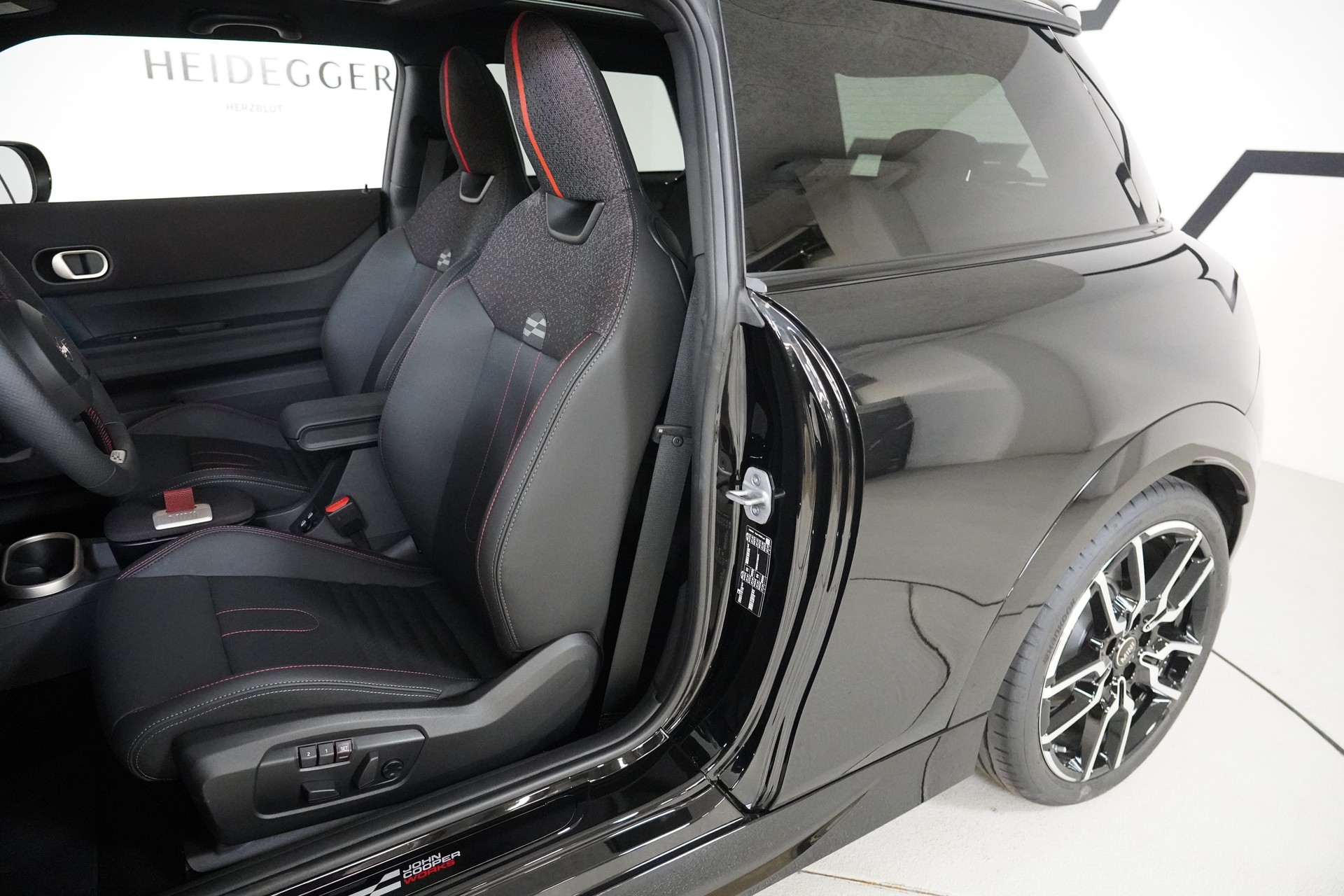 MINI Cooper S DKG-image-11