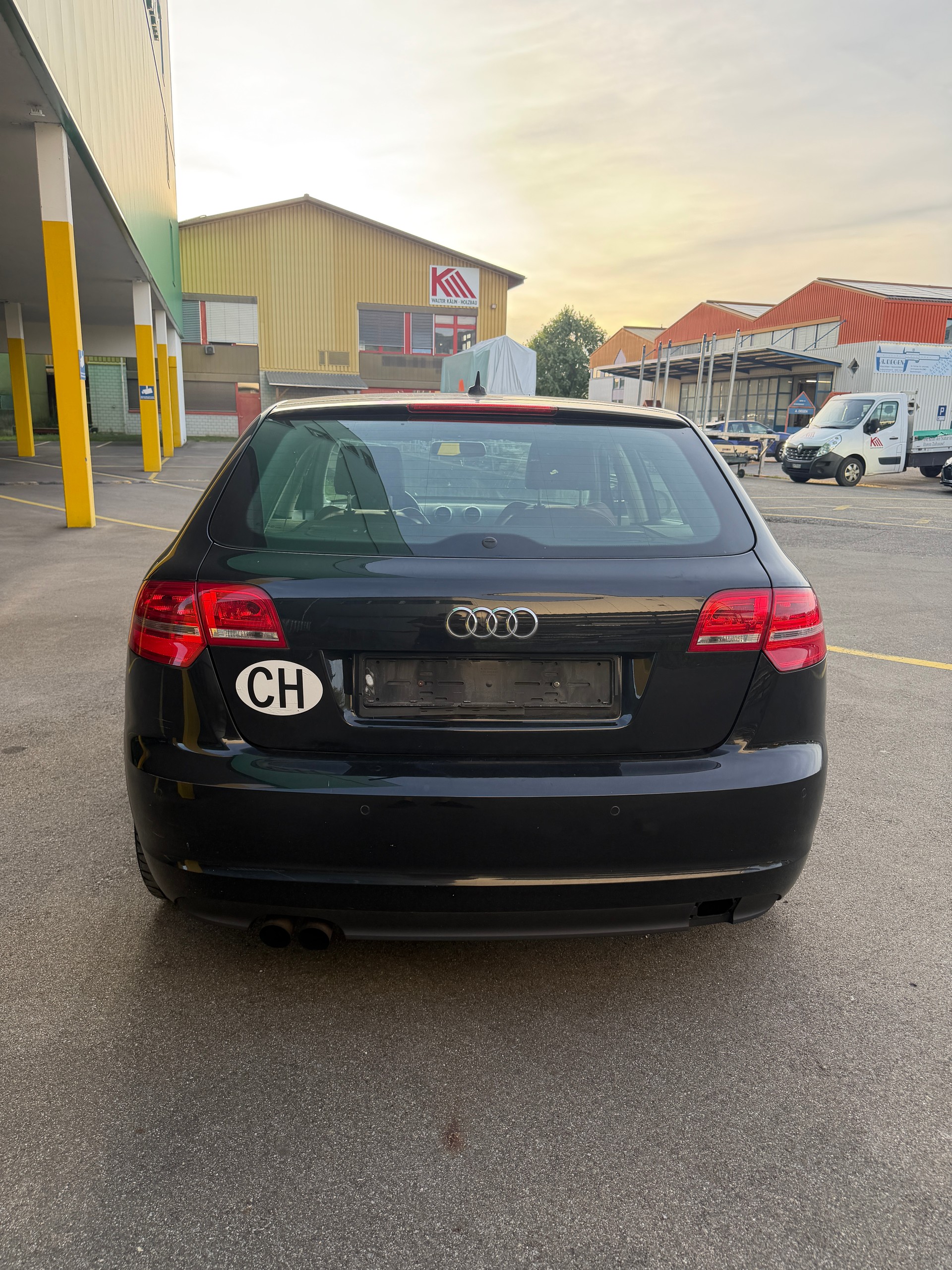 AUDI A3 Sportback 1.8 TFSI Ambition quattro-image-5