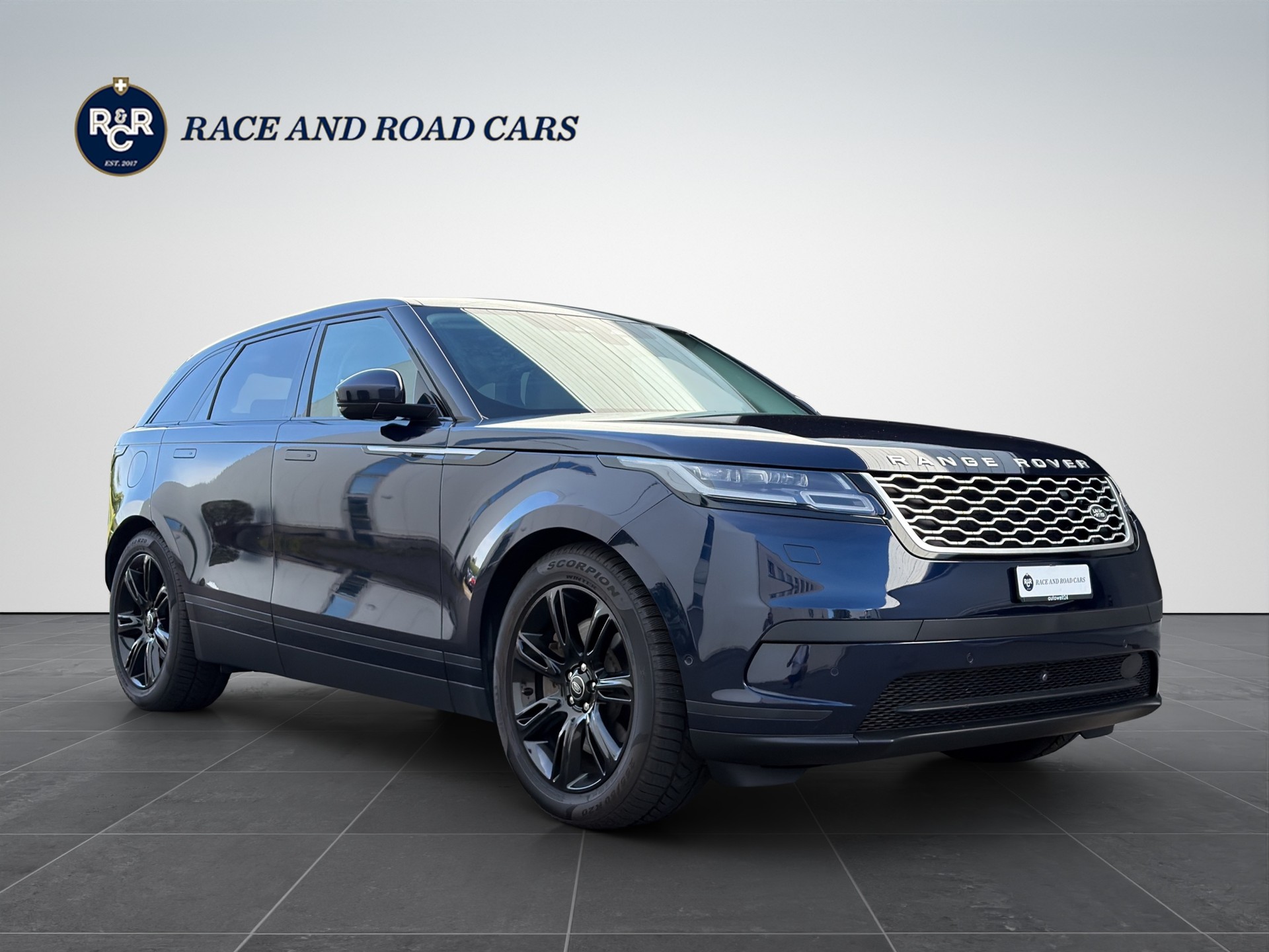 LAND ROVER Range Rover Velar 3.0 D I6 300 S-image-2