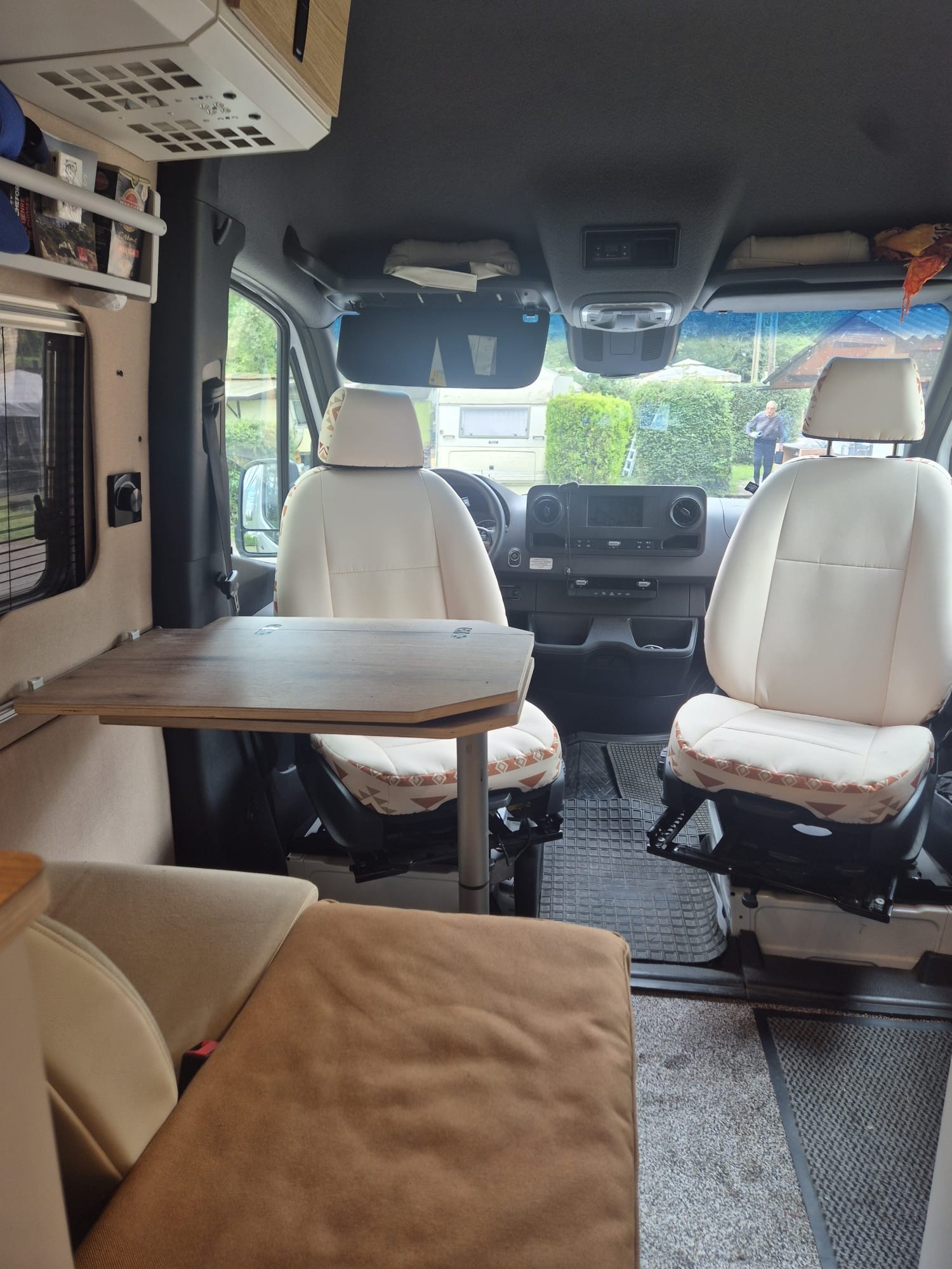 MERCEDES-BENZ Sprinter 319 CDI 4x4-image-7