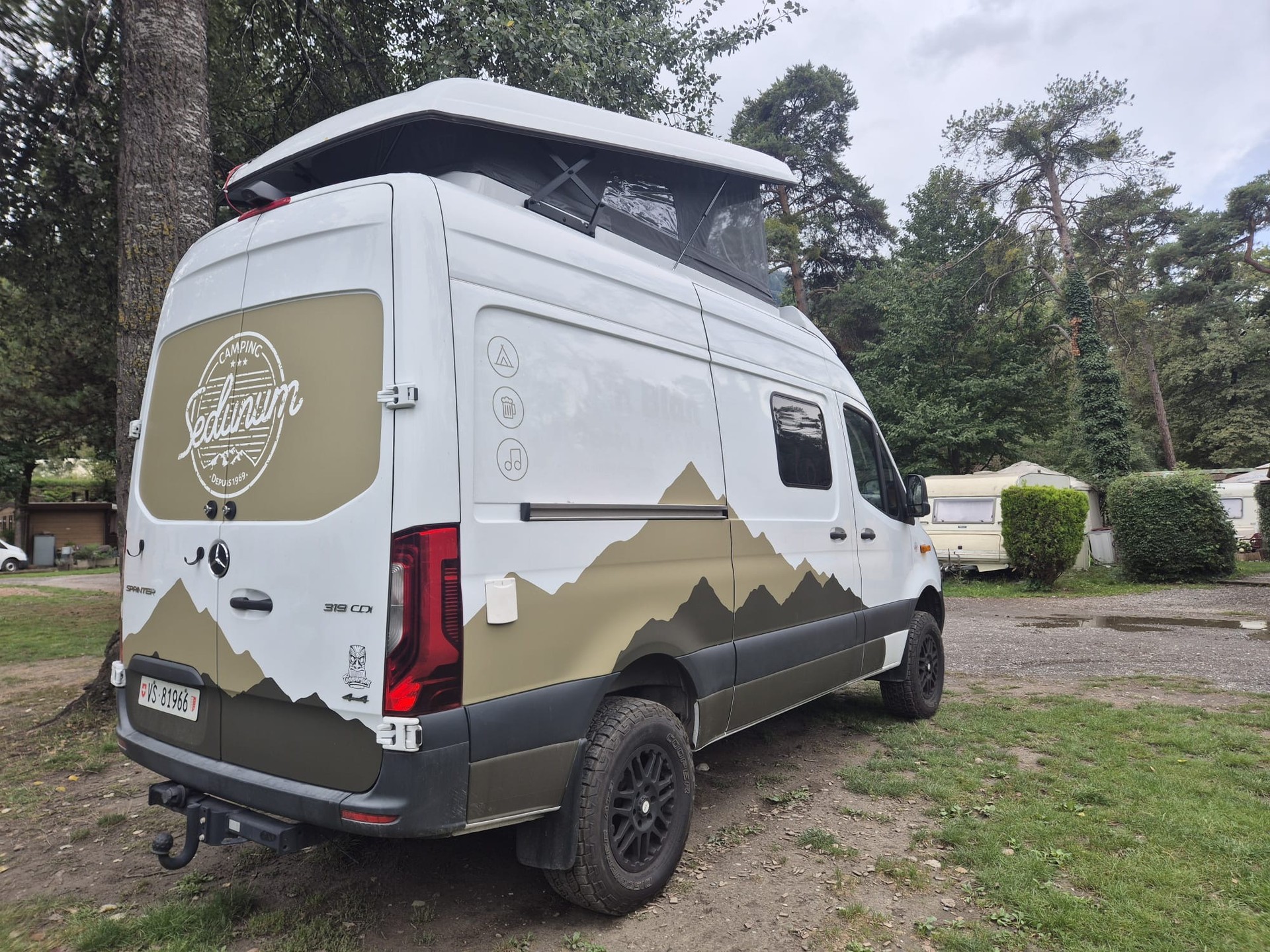MERCEDES-BENZ Sprinter 319 CDI 4x4-image-1