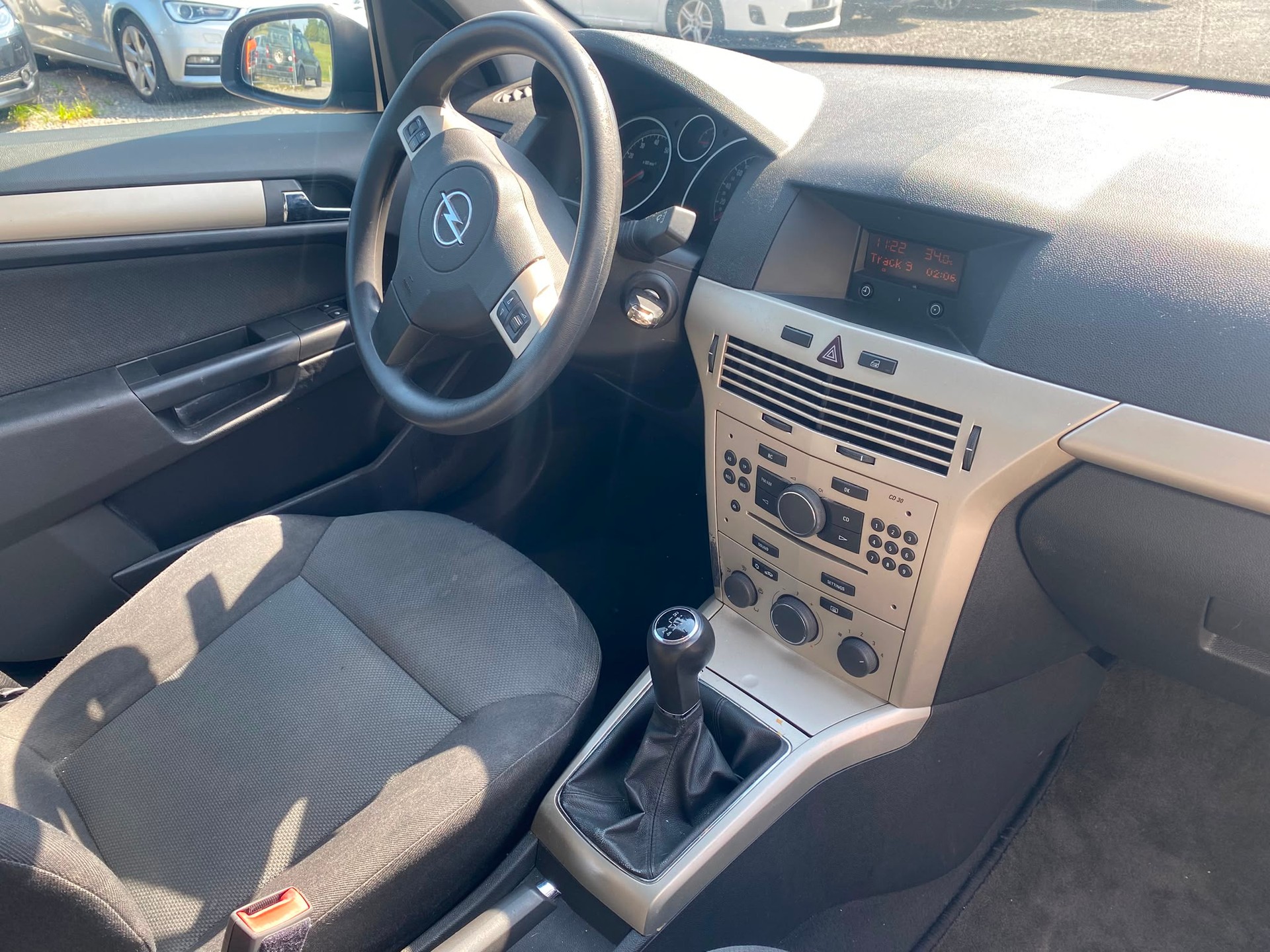 OPEL Astra 1.6i 16V Enjoy-image-8