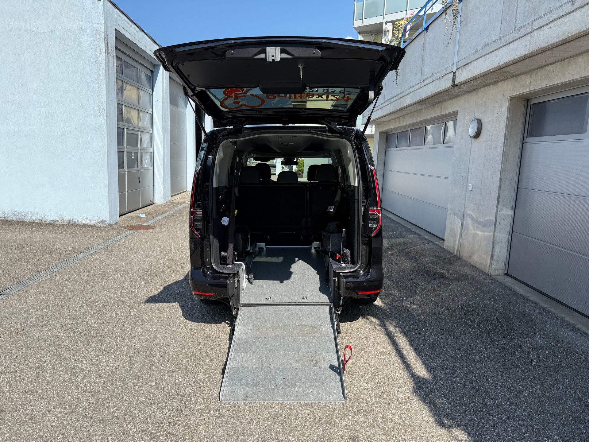 VW Caddy Maxi 1.5 TSI Style DSG *5+1 Plätzer*-image-28