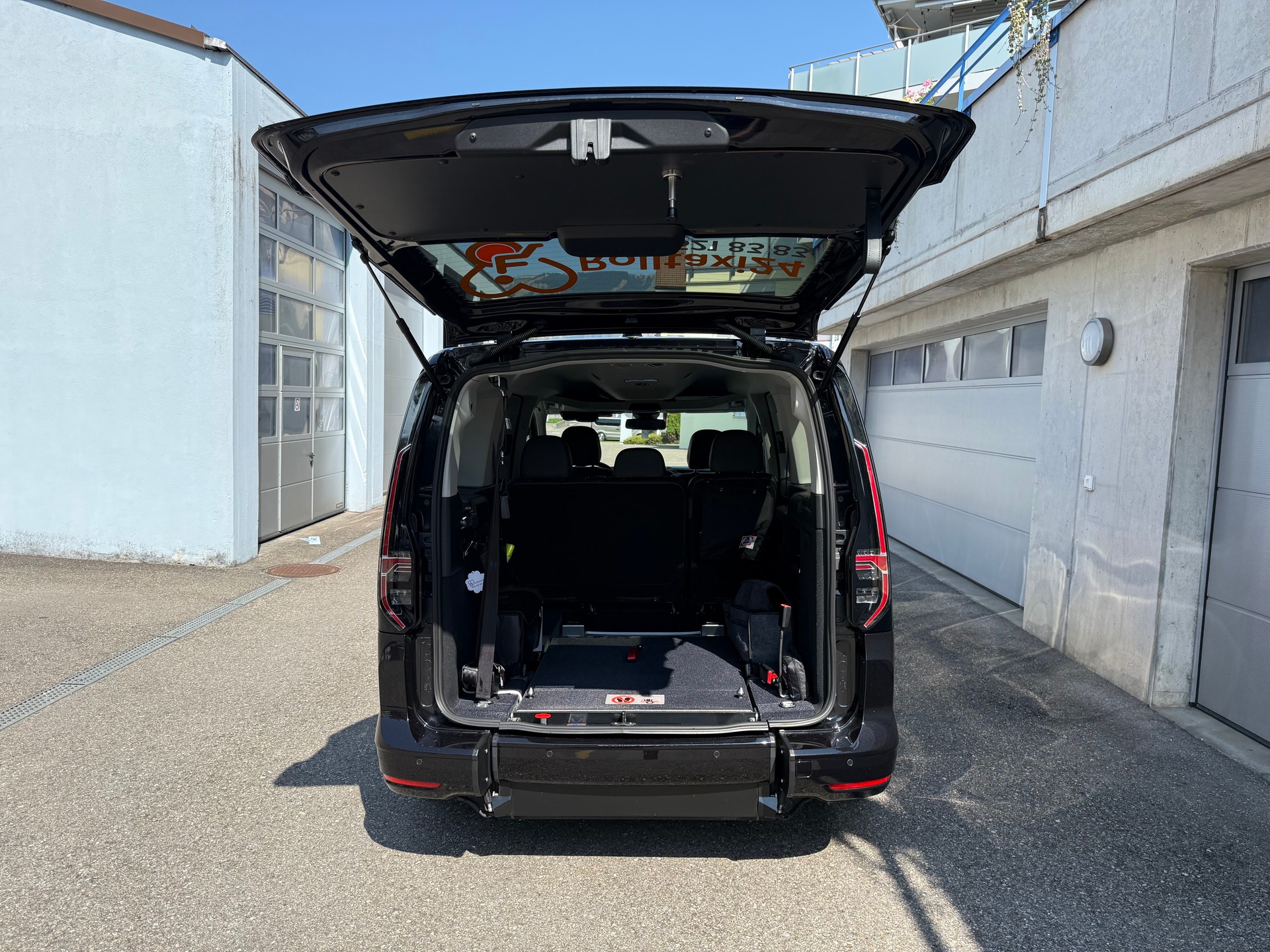 VW Caddy Maxi 1.5 TSI Style DSG *5+1 Plätzer*-image-26