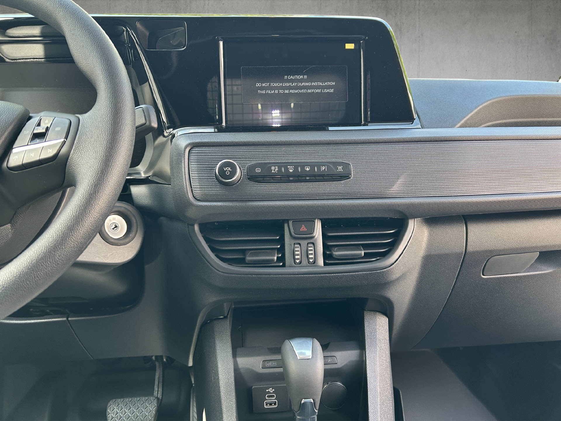 FORD Transit Courier Van 1.0 EcoBoost Trend-image-15