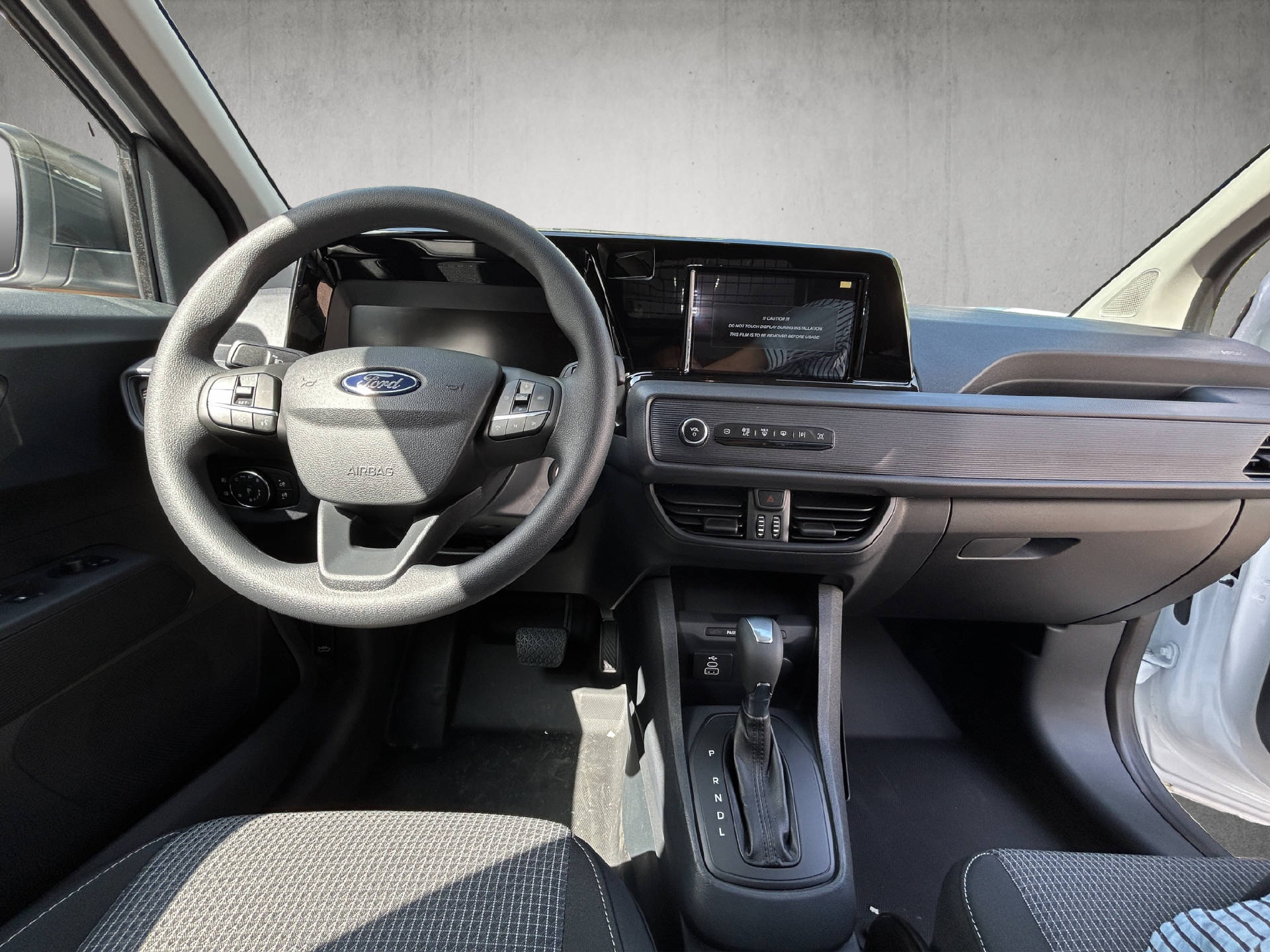 FORD Transit Courier Van 1.0 EcoBoost Trend-image-14