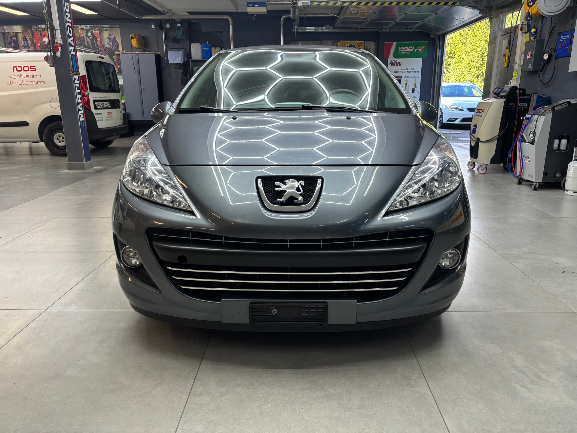 PEUGEOT 207 1.6 16V Sport Automatic-image-1