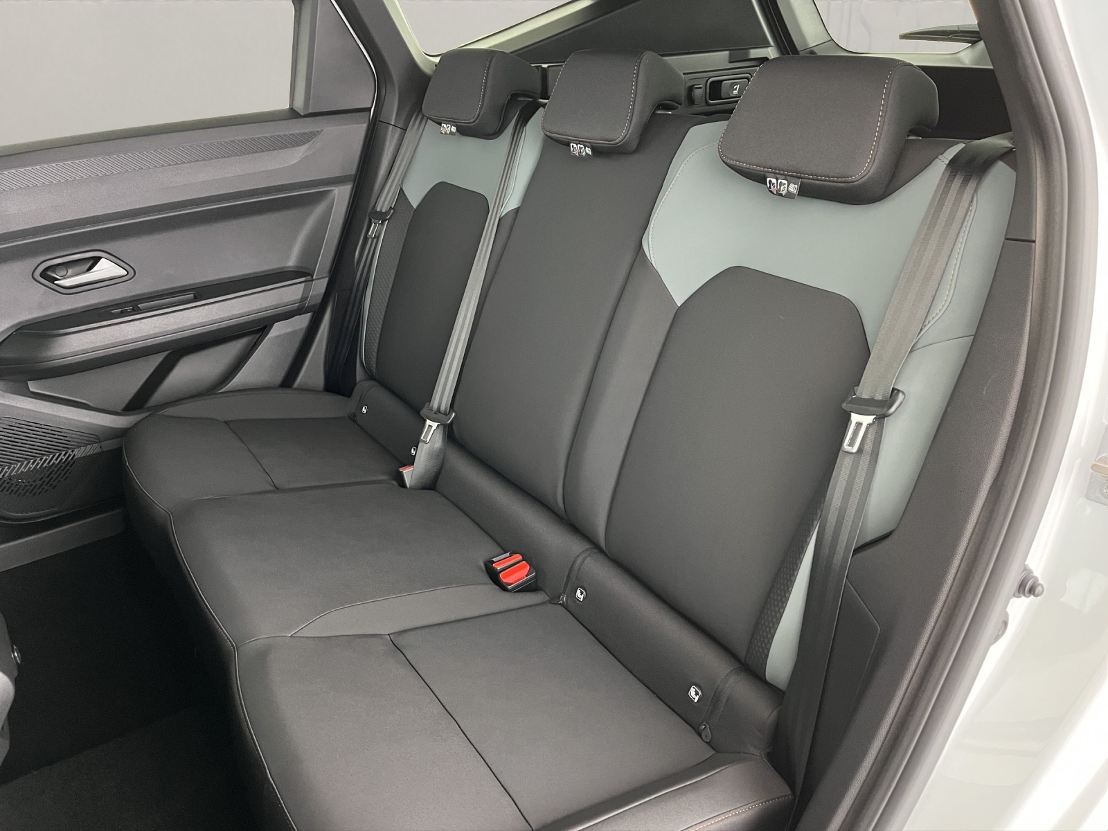 DACIA Bigster 1.2 Hybrid Extreme 4WD-image-16