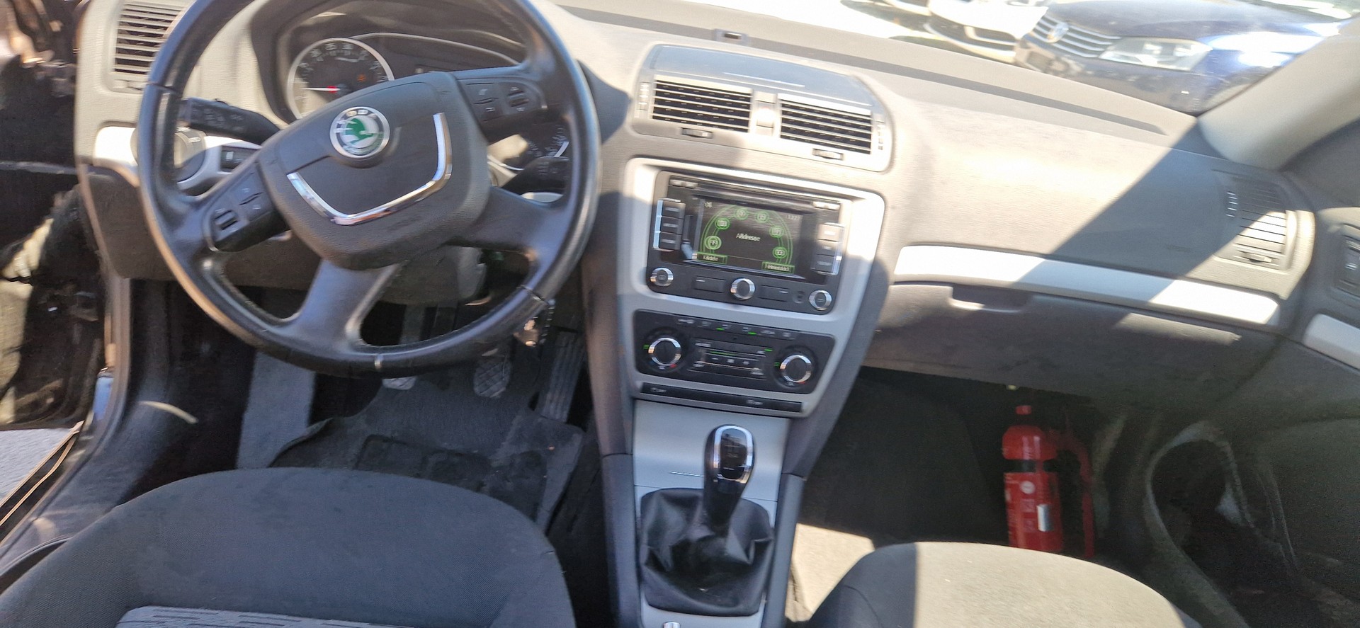 SKODA OCTAVIA-image-7