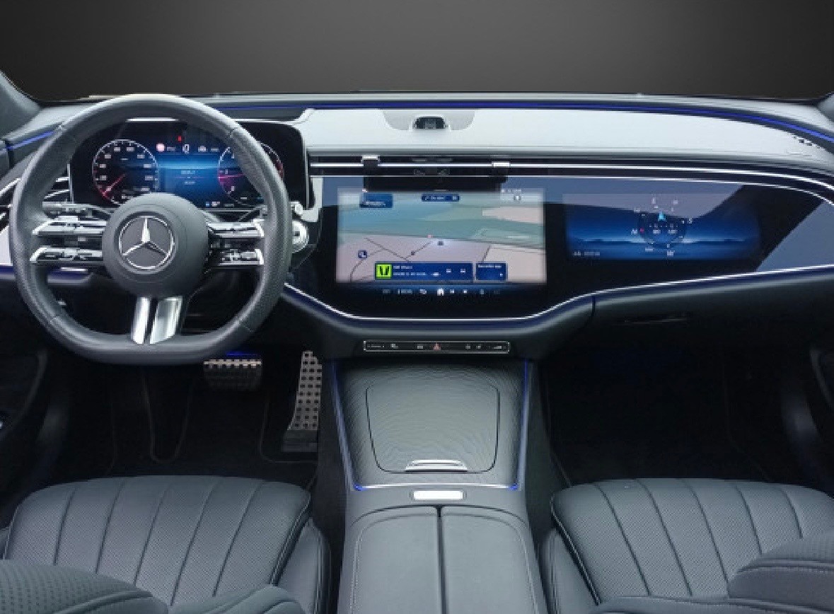 MERCEDES-BENZ E 220 d AMG Line 4matic-image-2