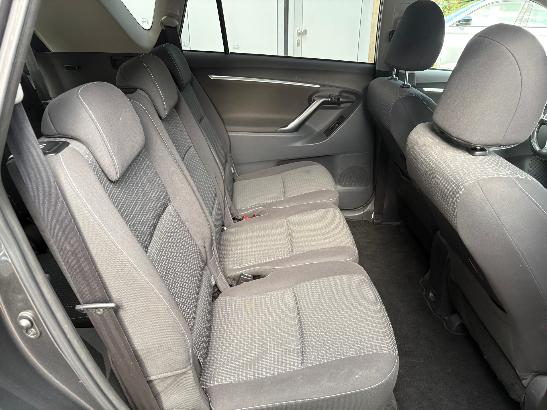 TOYOTA Verso 1.6 D-4D Trend-image-8