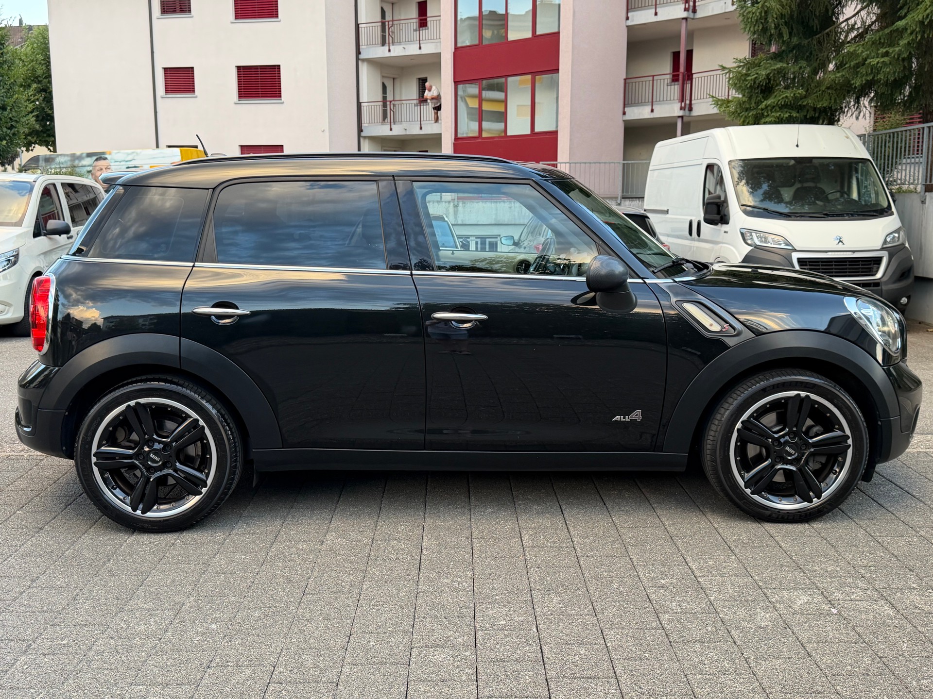 MINI Countryman Cooper S ALL4 Steptronic-image-7