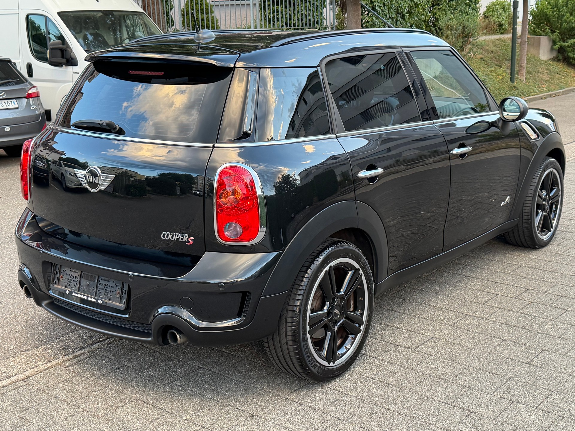 MINI Countryman Cooper S ALL4 Steptronic-image-5
