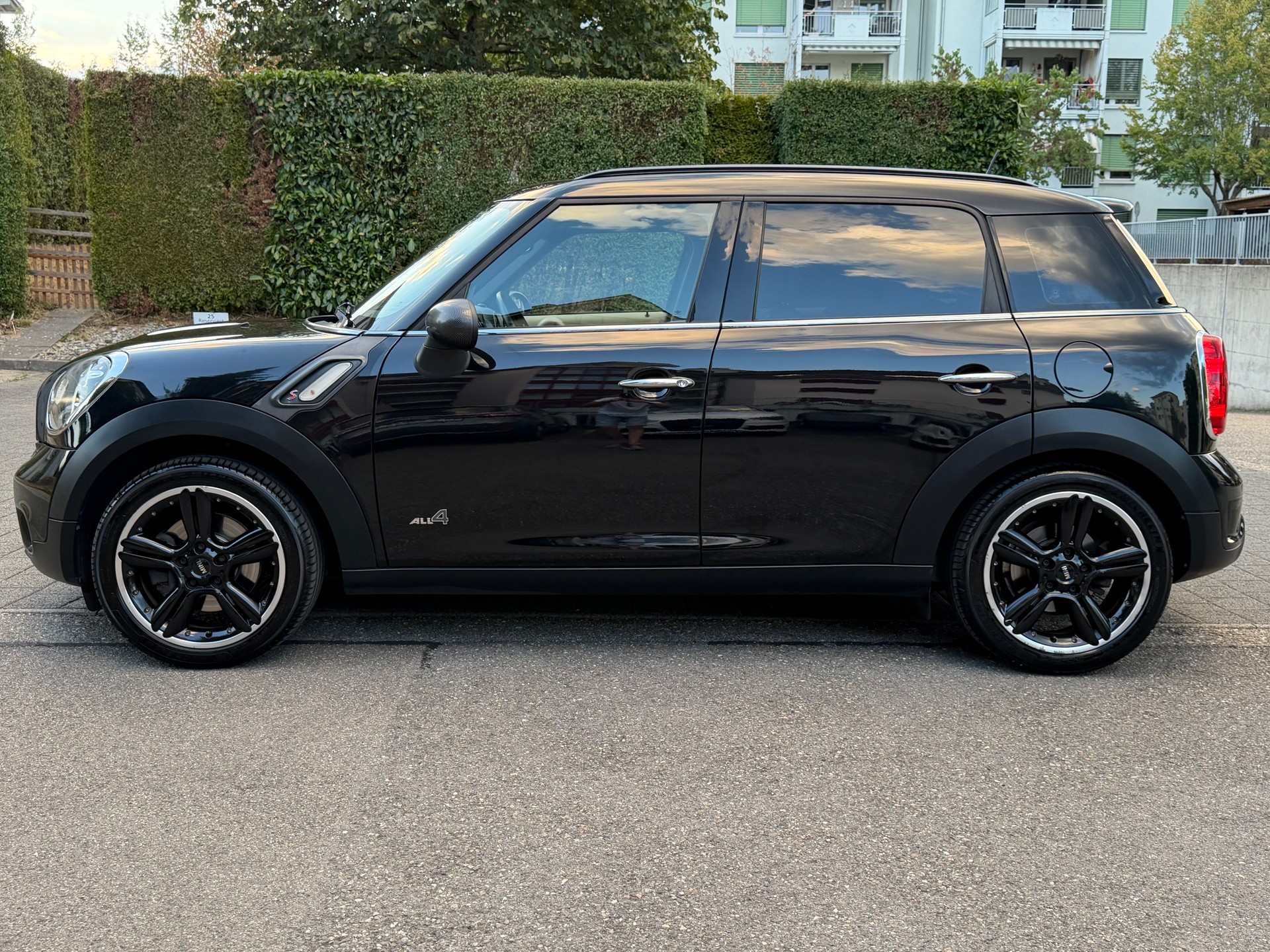 MINI Countryman Cooper S ALL4 Steptronic-image-2